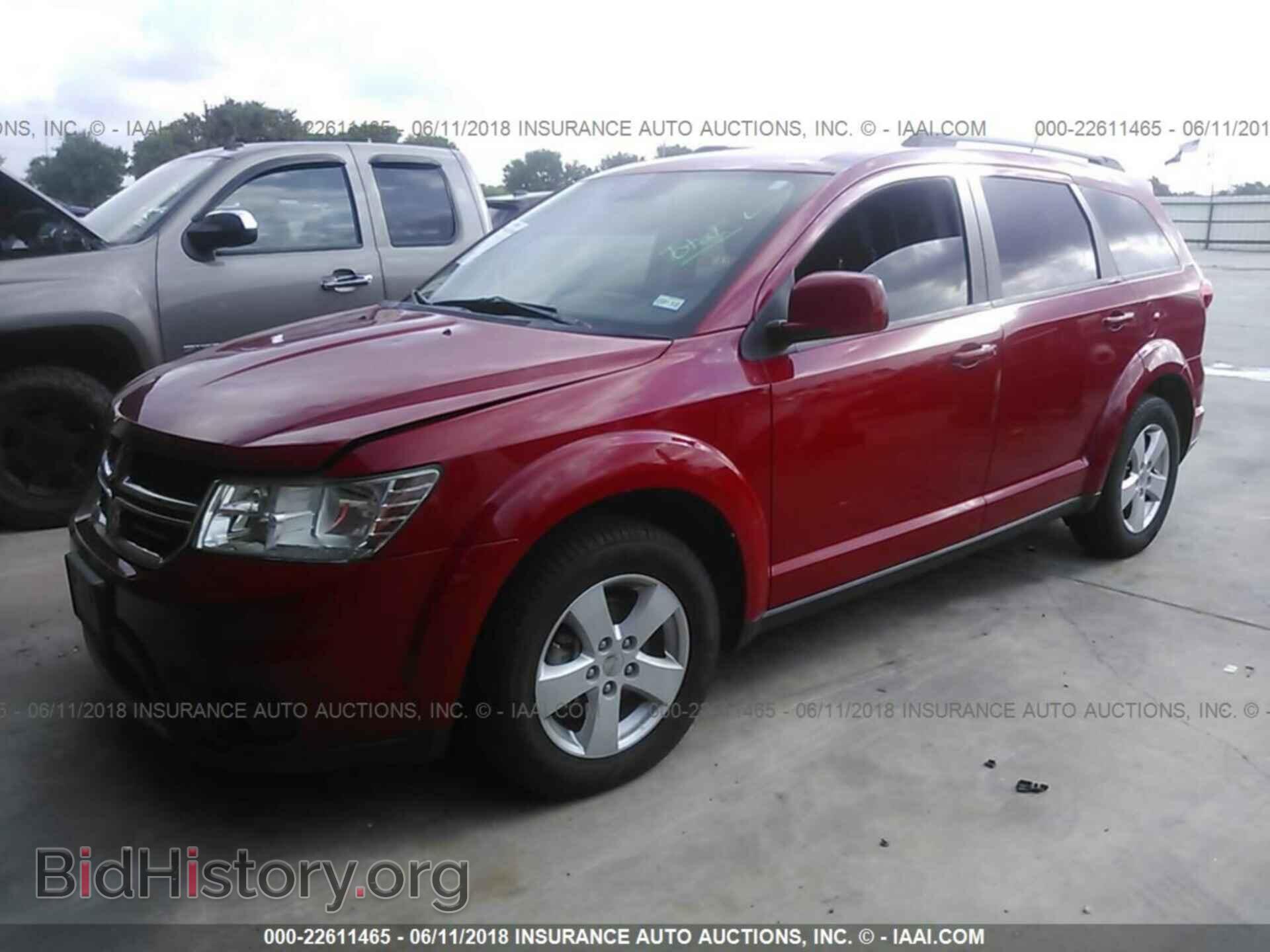 2012 Dodge Journey - VIN: 3C4PDCBG5CT302177 - Фото 2