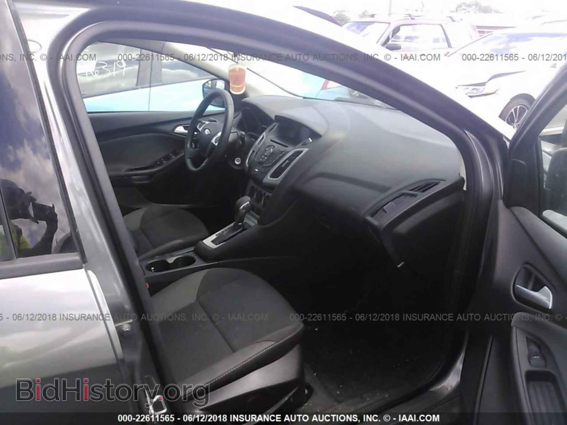 2012 Ford Focus - VIN: 1FAHP3K22CL328866 - Photo 5