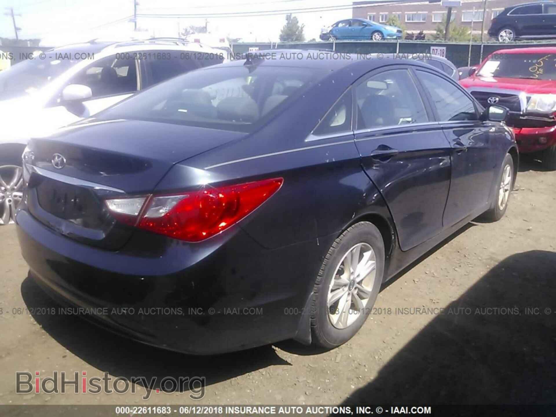 2012 Hyundai Sonata - VIN: 5NPEB4AC1CH382238 - Фото 4