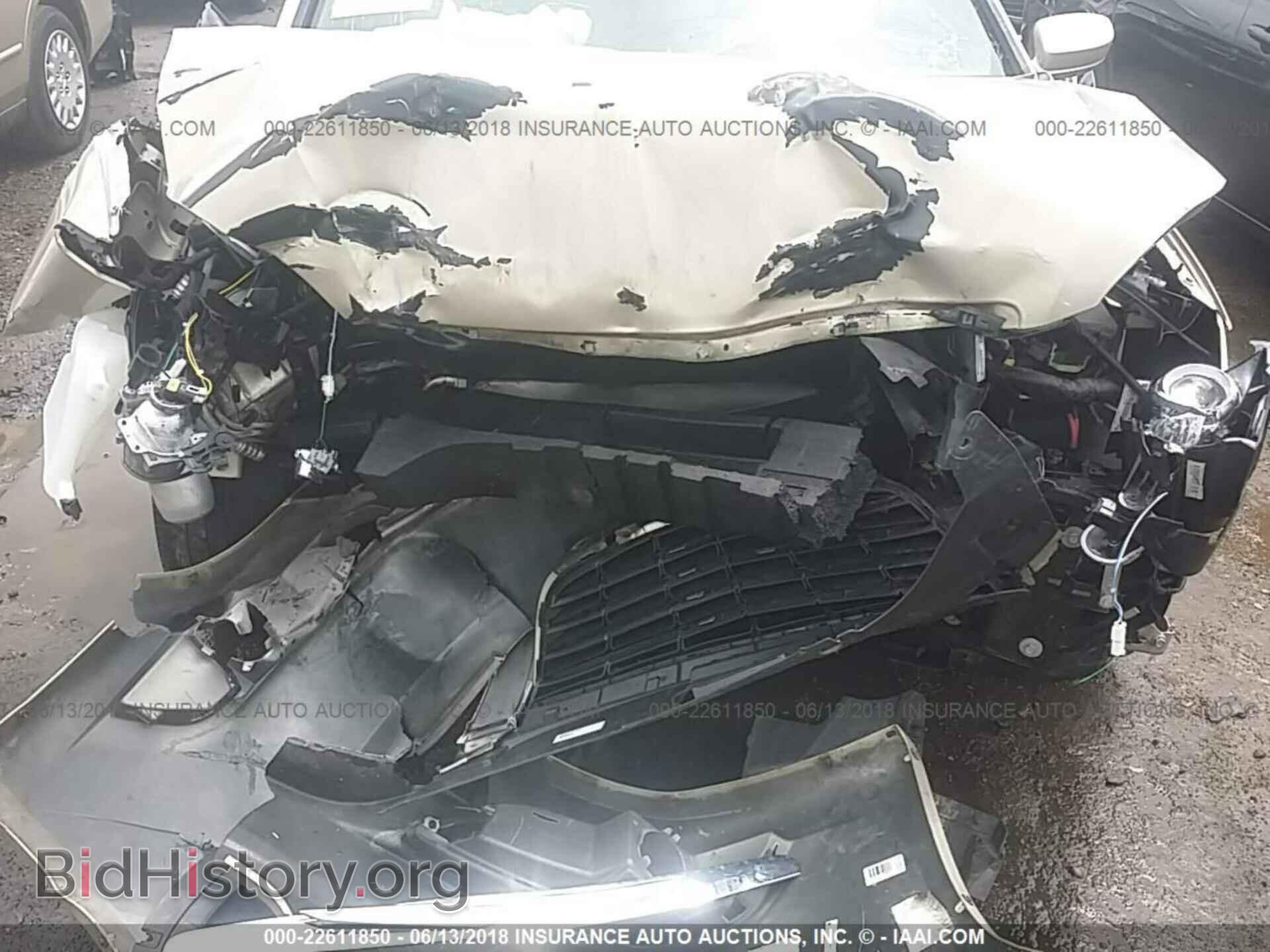 2013 Chrysler 200 - VIN: 1C3CCBAB2DN698236 - Photo 6