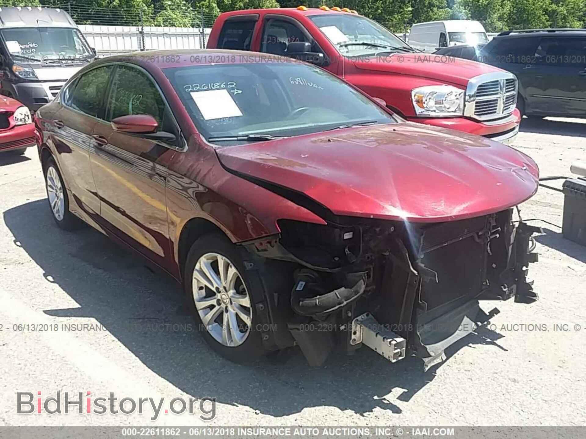 Photo 1C3CCCAB6FN724829 - Chrysler 200 2015