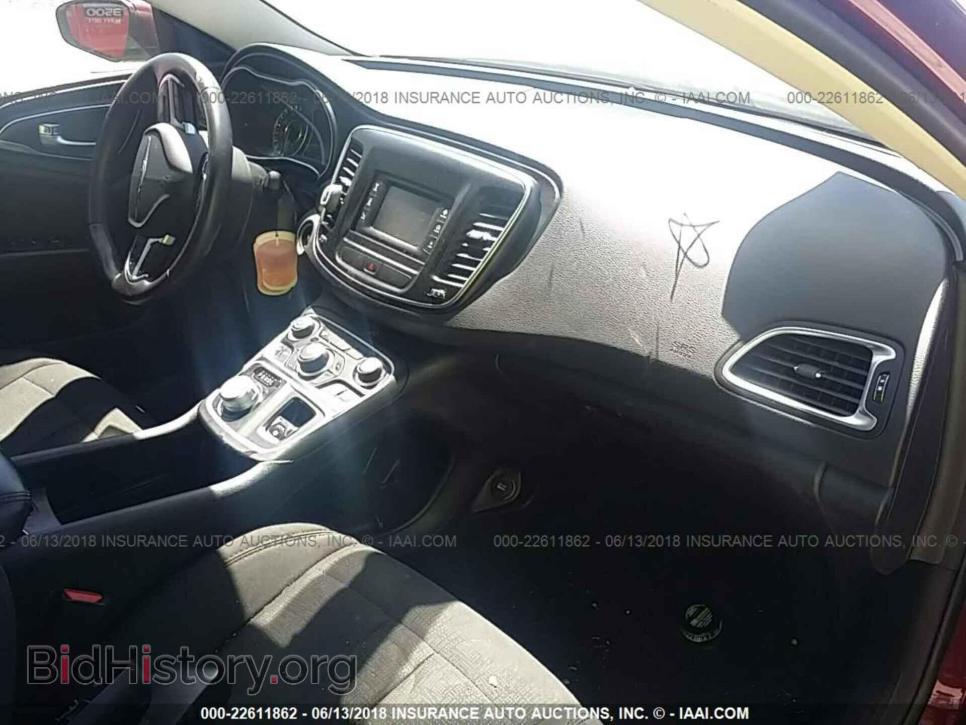 2015 Chrysler 200 - VIN: 1C3CCCAB6FN724829 - Фото 5