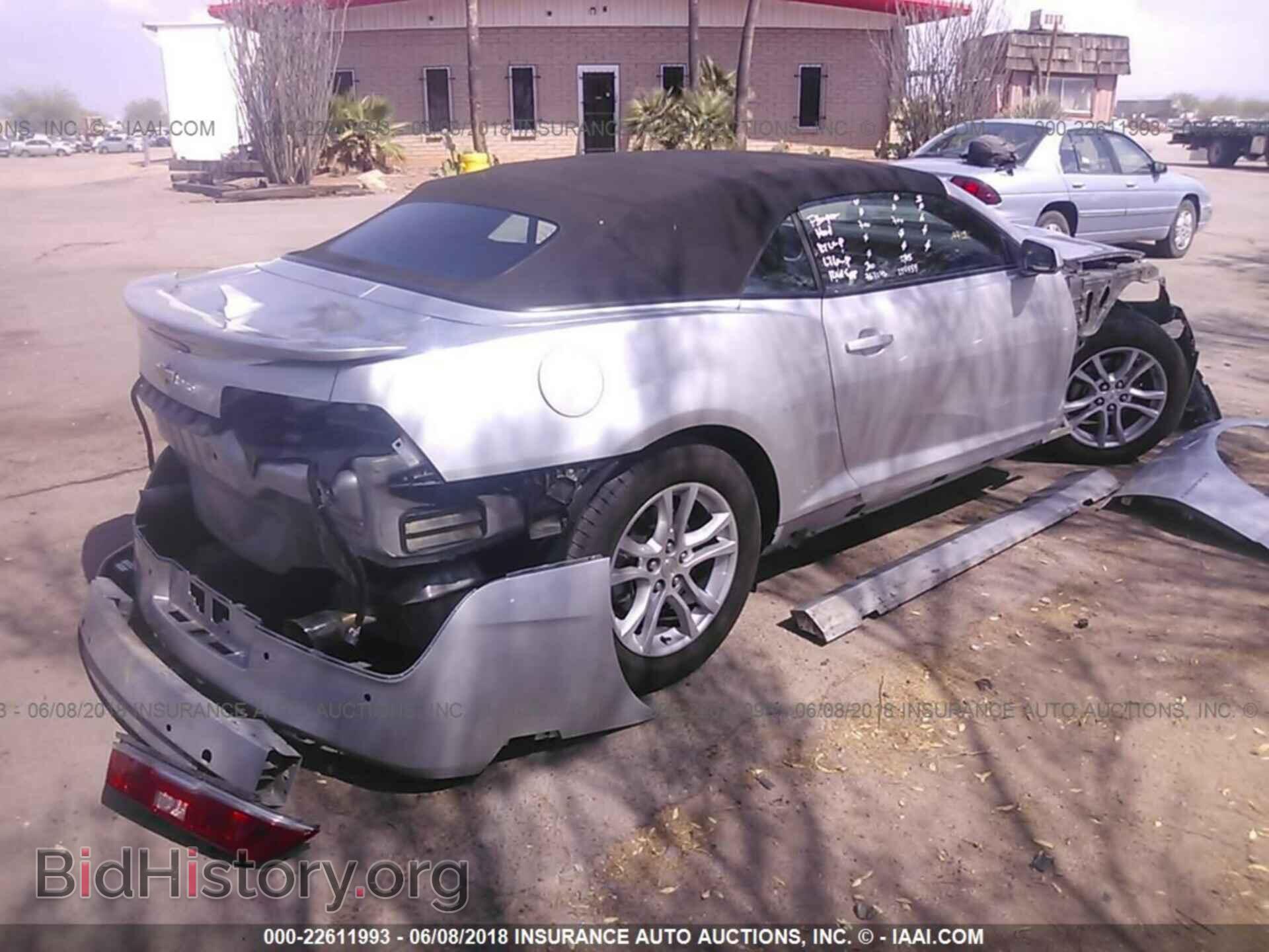 2015 Chevrolet Camaro - VIN: 2G1FD3D39F9260747 - Photo 4