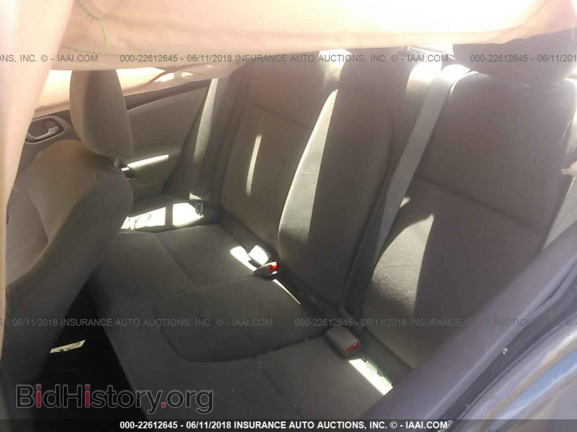 2012 Honda CIVIC (VIN 2HGFB2F57CH543396) — фото 8 из 10