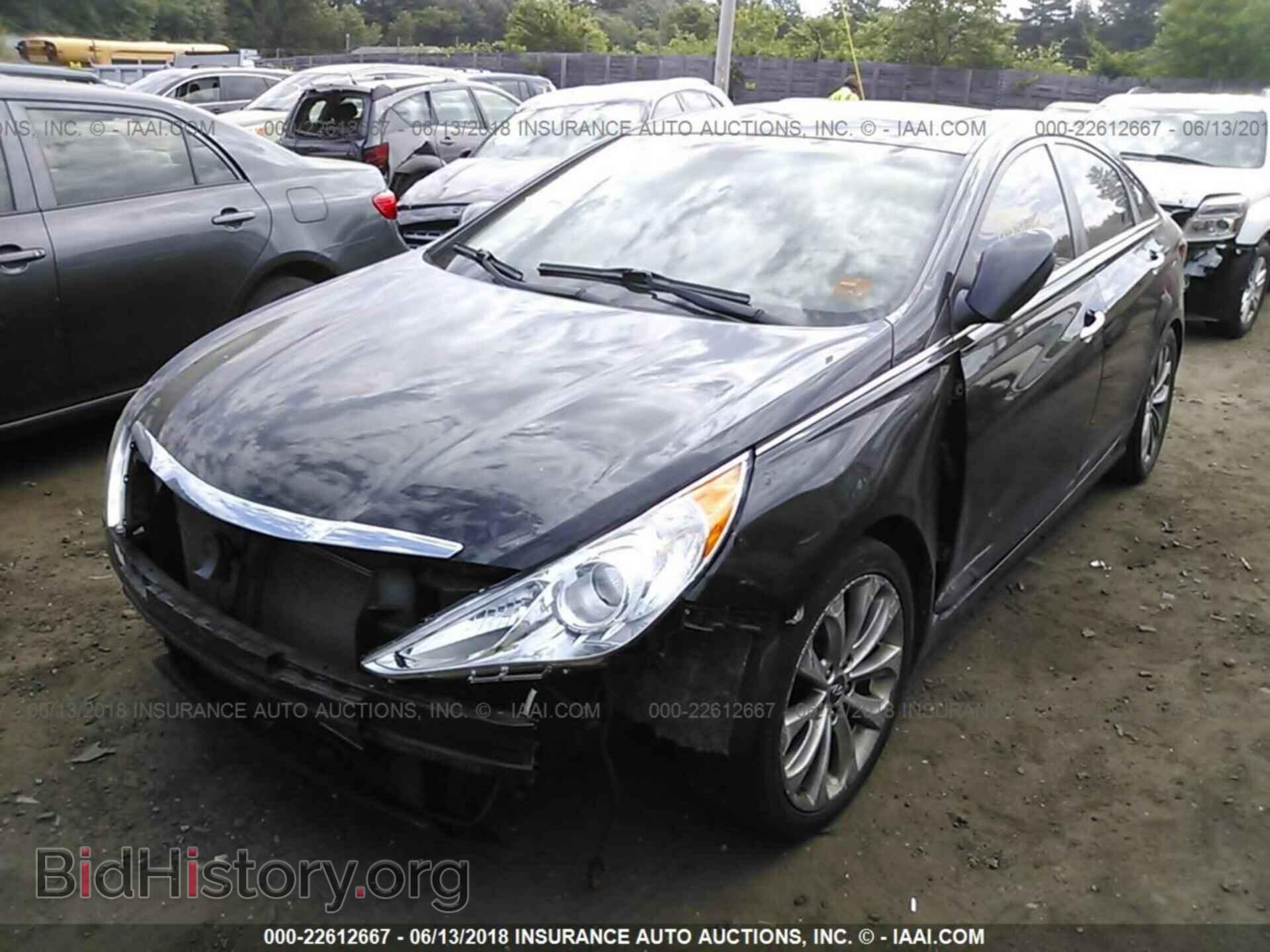 2012 Hyundai Sonata - VIN: 5NPEC4AC3CH343423 - Photo 2