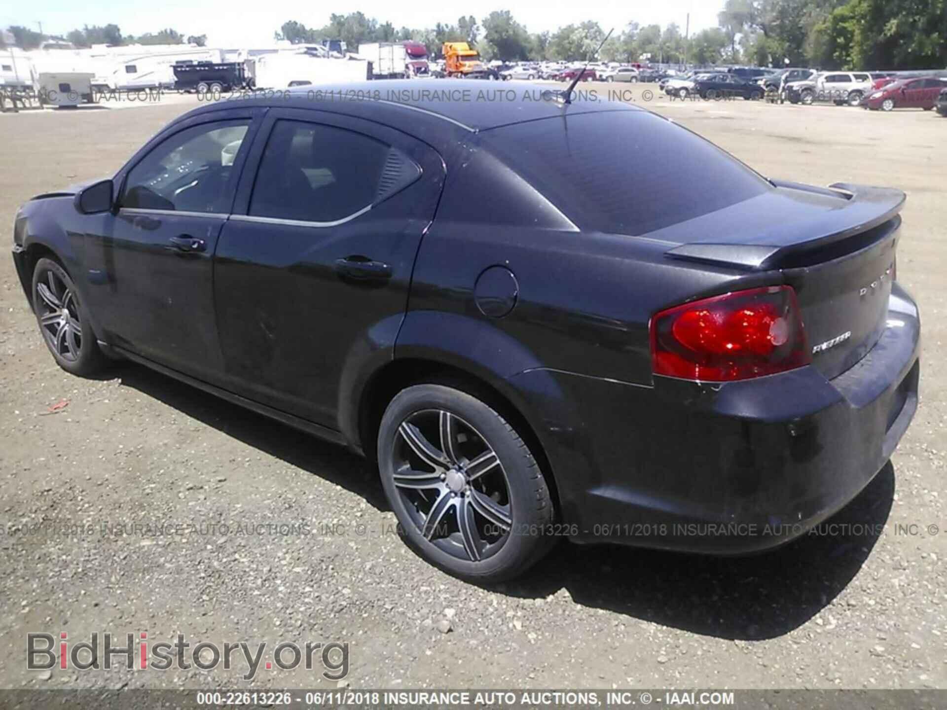 2011 Dodge Avenger - VIN: 1B3BD1FG3BN510941 - Photo 3