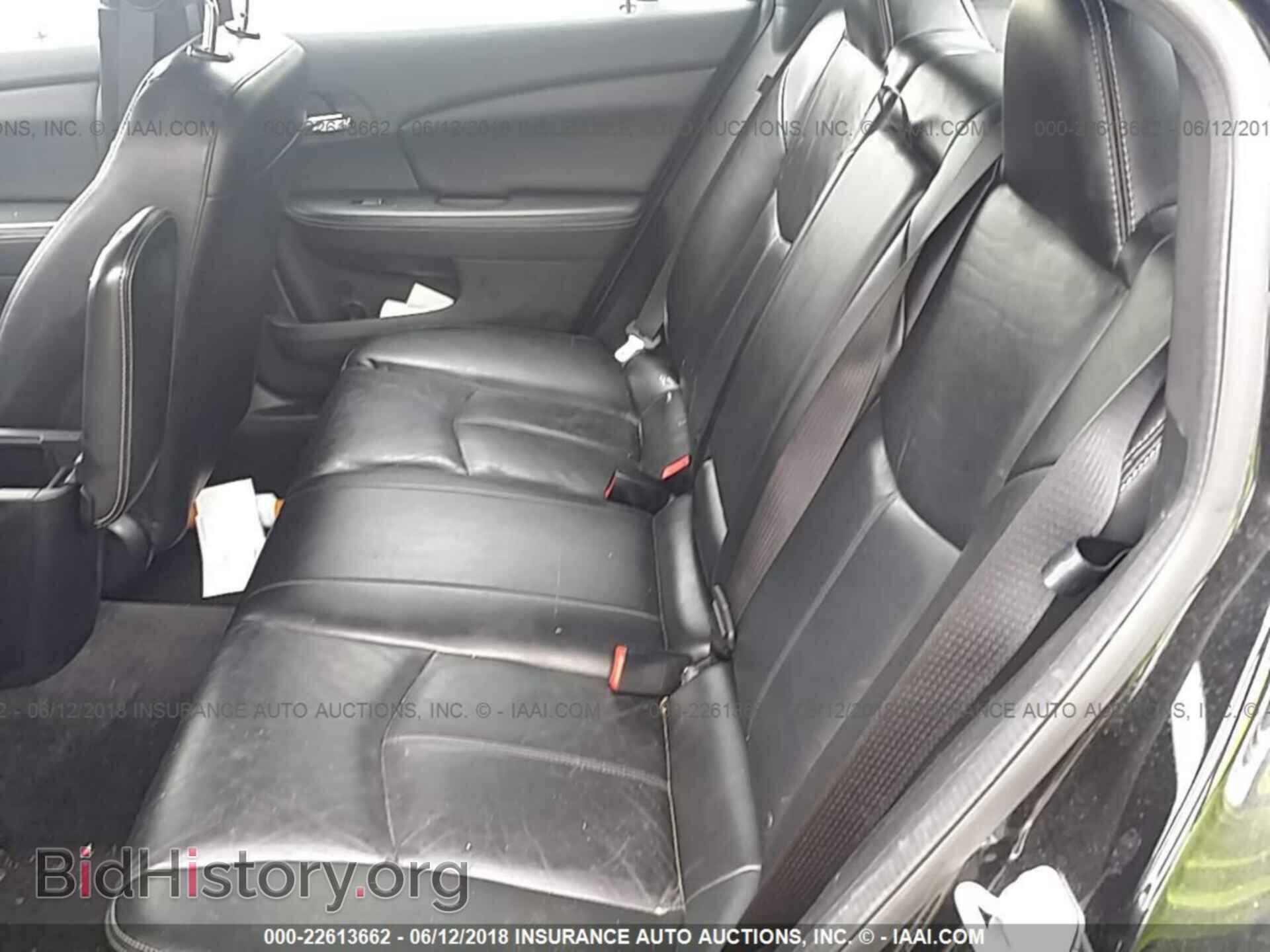 2012 CHRYSLER 200 - VIN: 1C3CCBCB1CN303961 - Photo 8