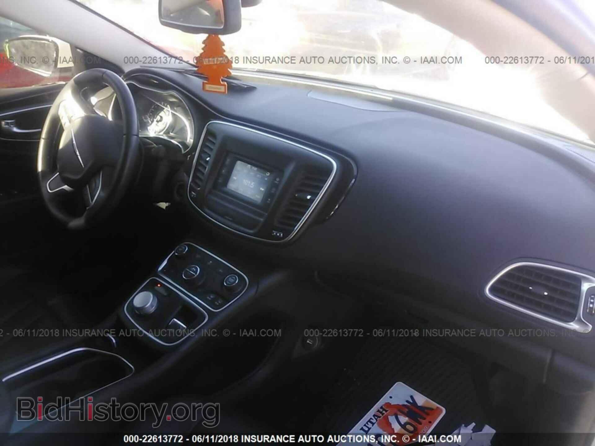 2015 Chrysler 200 - VIN: 1C3CCCCG5FN683201 - Photo 5