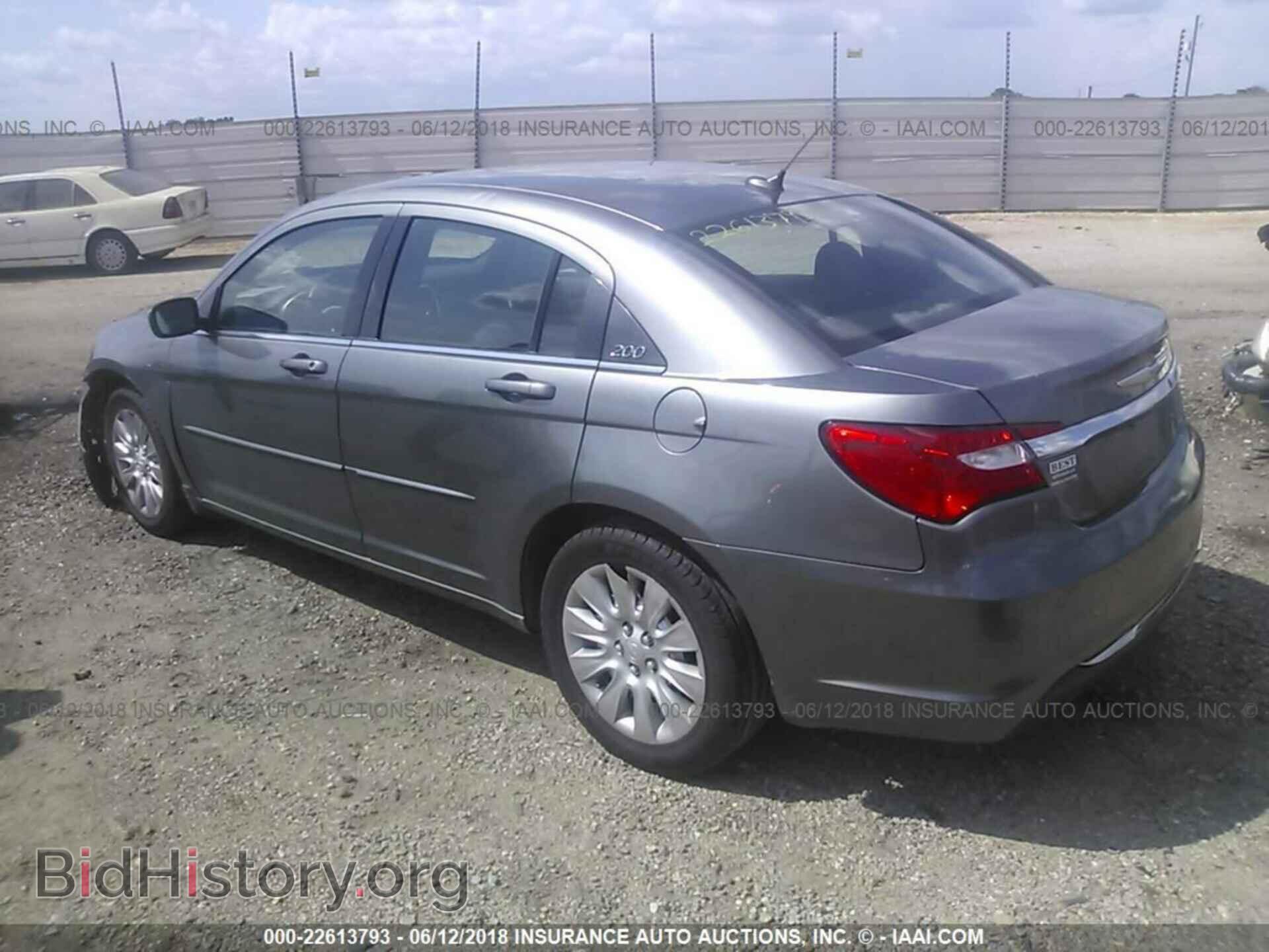 2012 Chrysler 200 - VIN: 1C3CCBAB3CN201998 - Фото 3