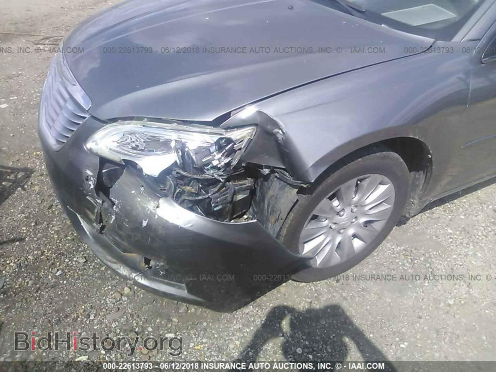 2012 Chrysler 200 - VIN: 1C3CCBAB3CN201998 - Фото 6
