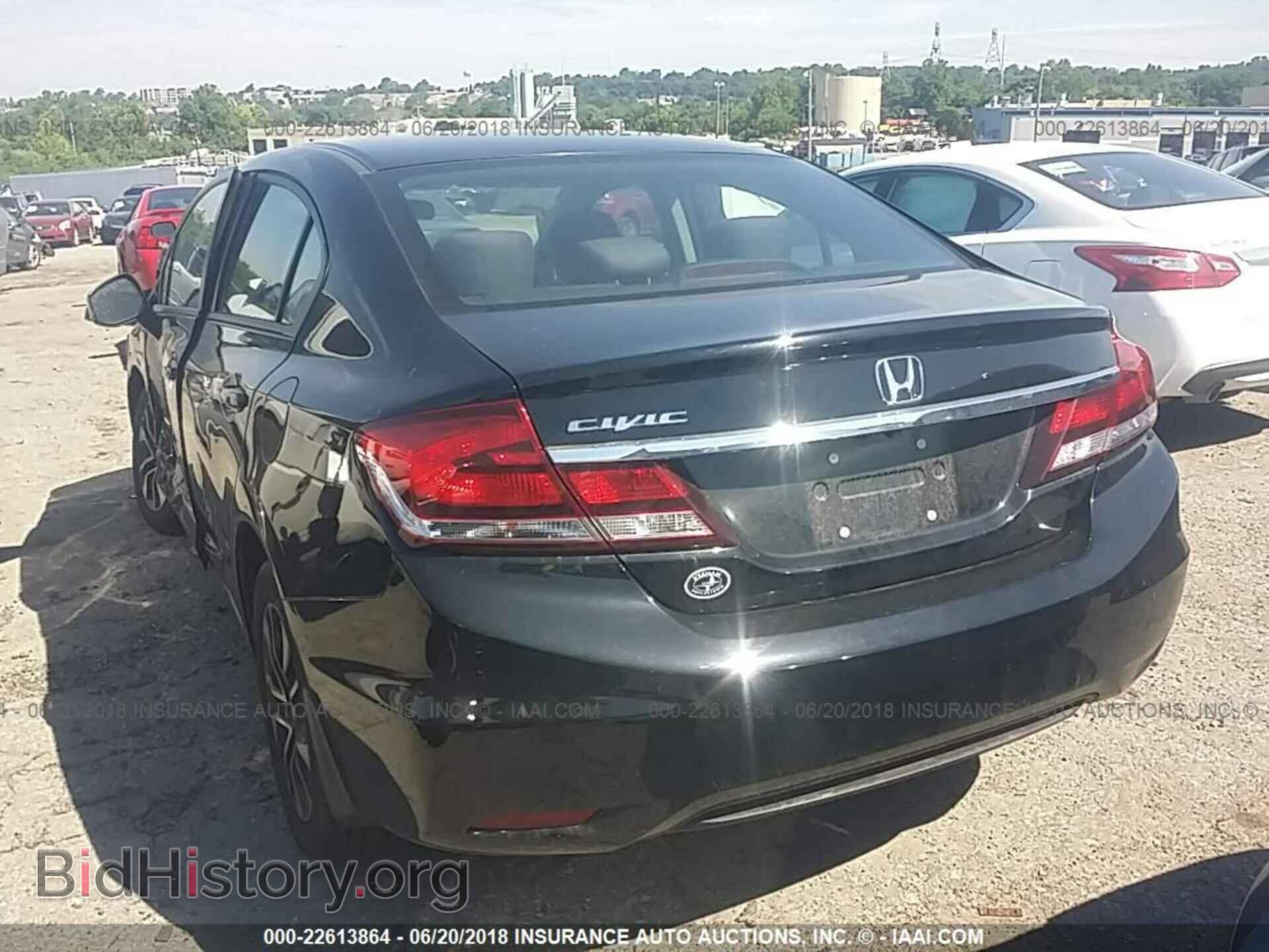 2013 Honda Civic - VIN: 19XFB2F83DE224728 - Фото 3