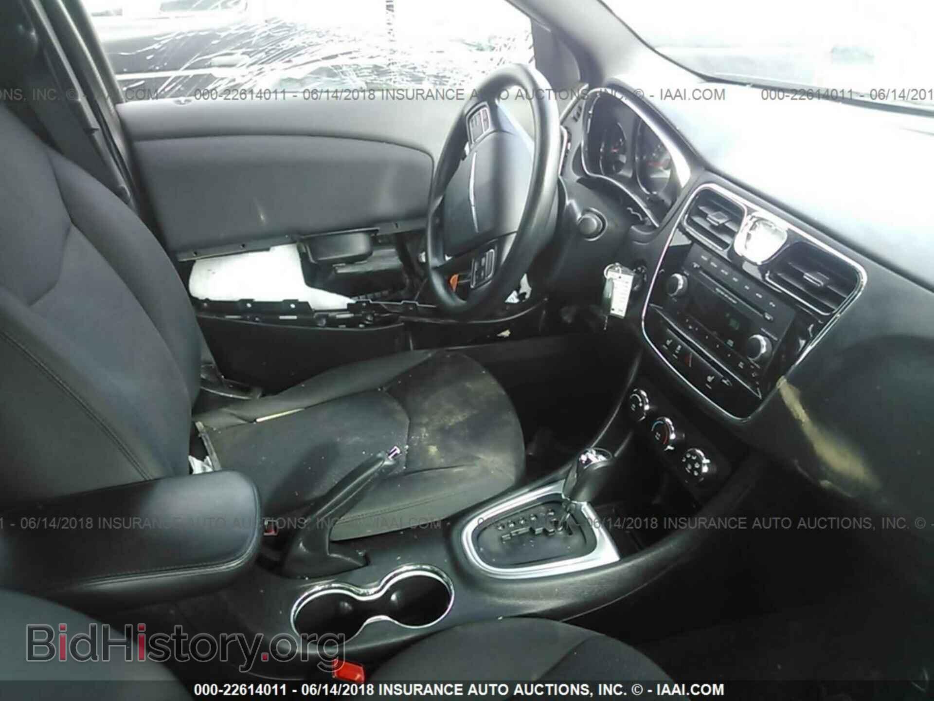 2013 Chrysler 200 - VIN: 1C3CCBAG8DN723619 - Photo 5