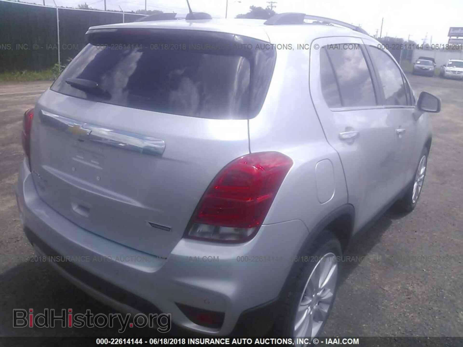 2017 Chevrolet Trax - VIN: KL7CJRSB7HB064725 - Фото 4