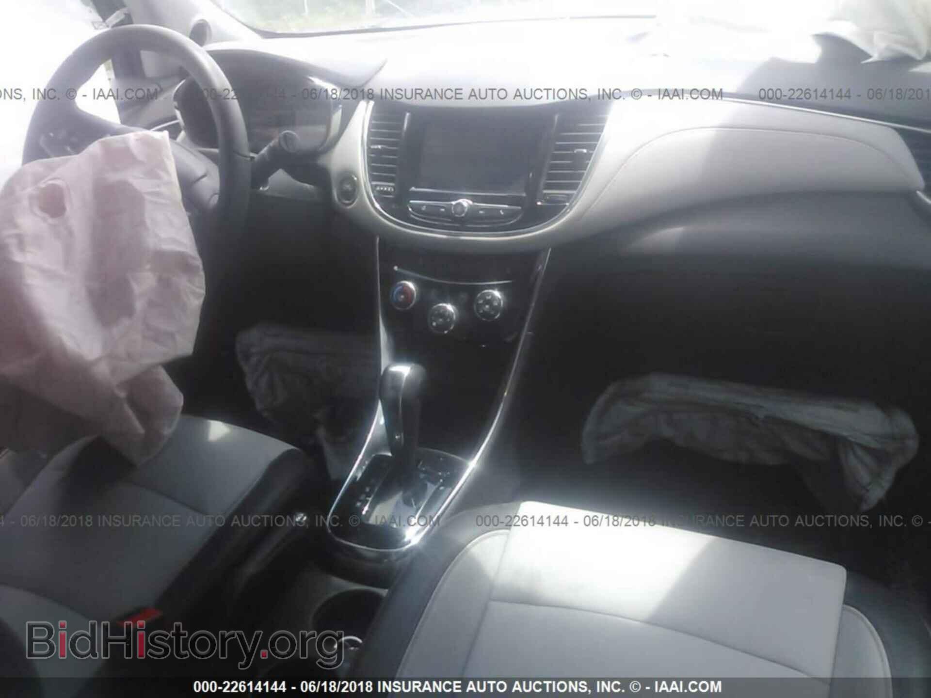 2017 Chevrolet Trax - VIN: KL7CJRSB7HB064725 - Фото 5