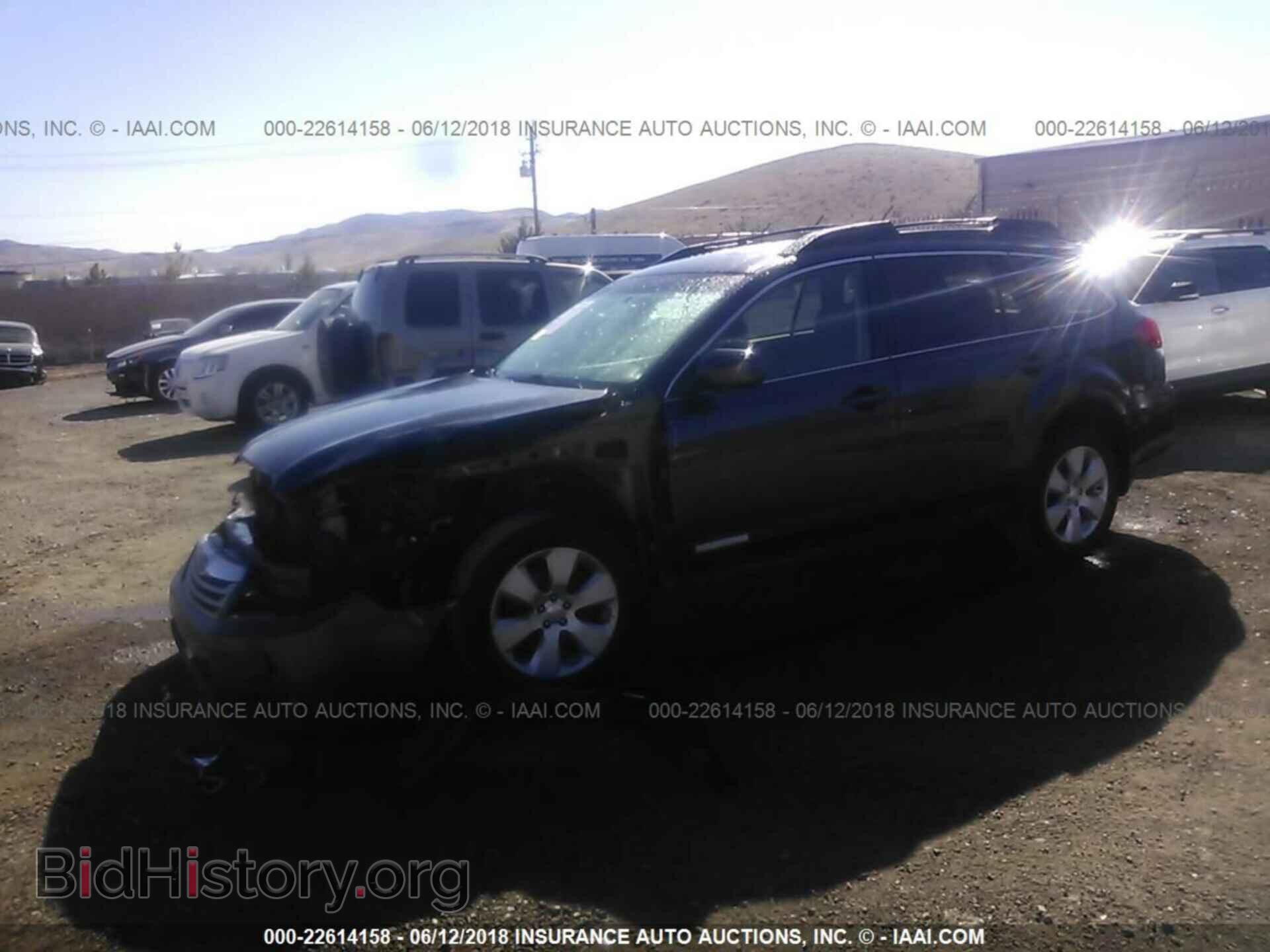 2012 Subaru Outback - VIN: 4S4BRBGC5C3205323 - Photo 2