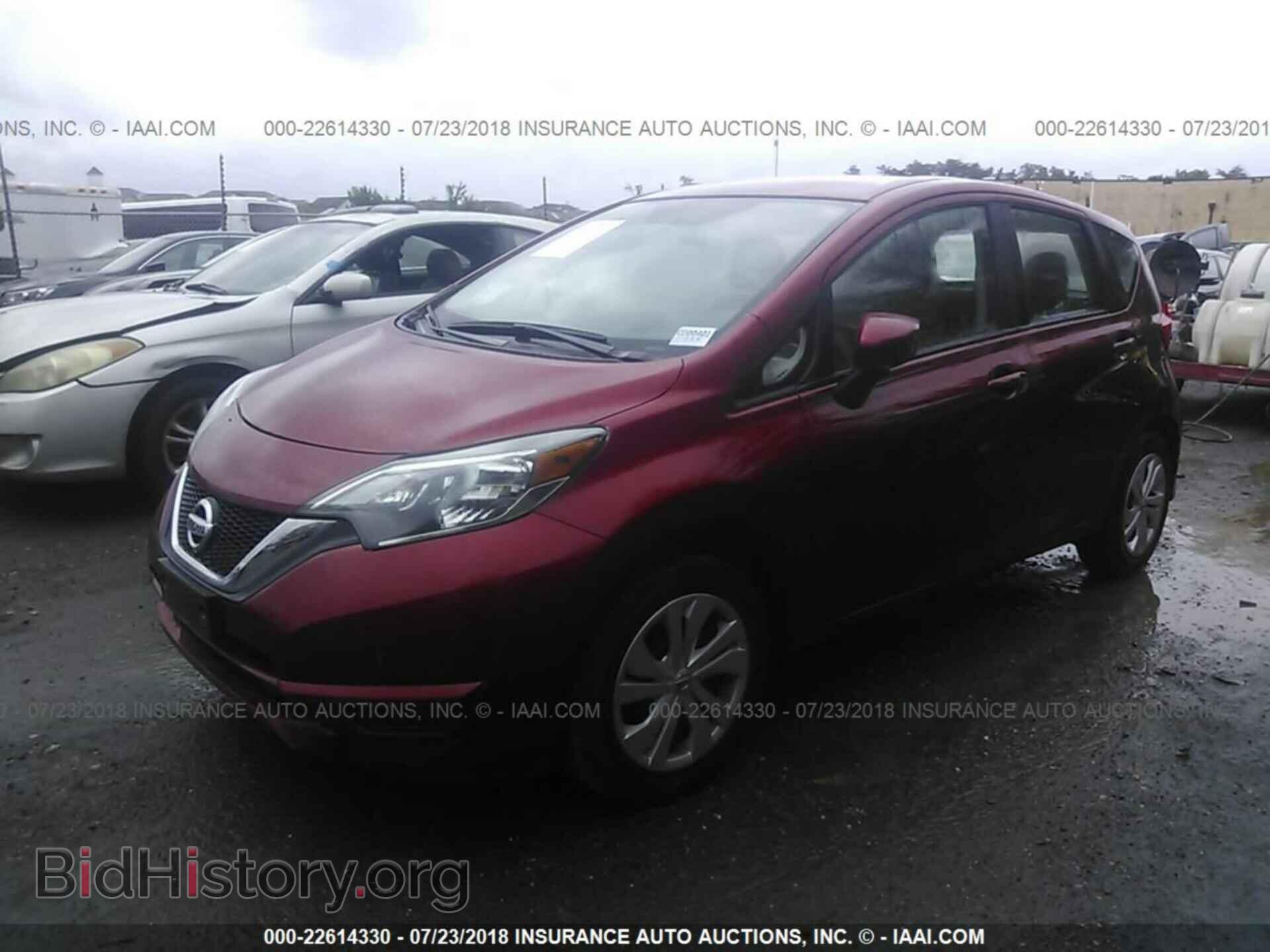 2017 Nissan Versa note - VIN: 3N1CE2CP5HL363950 - Фото 2