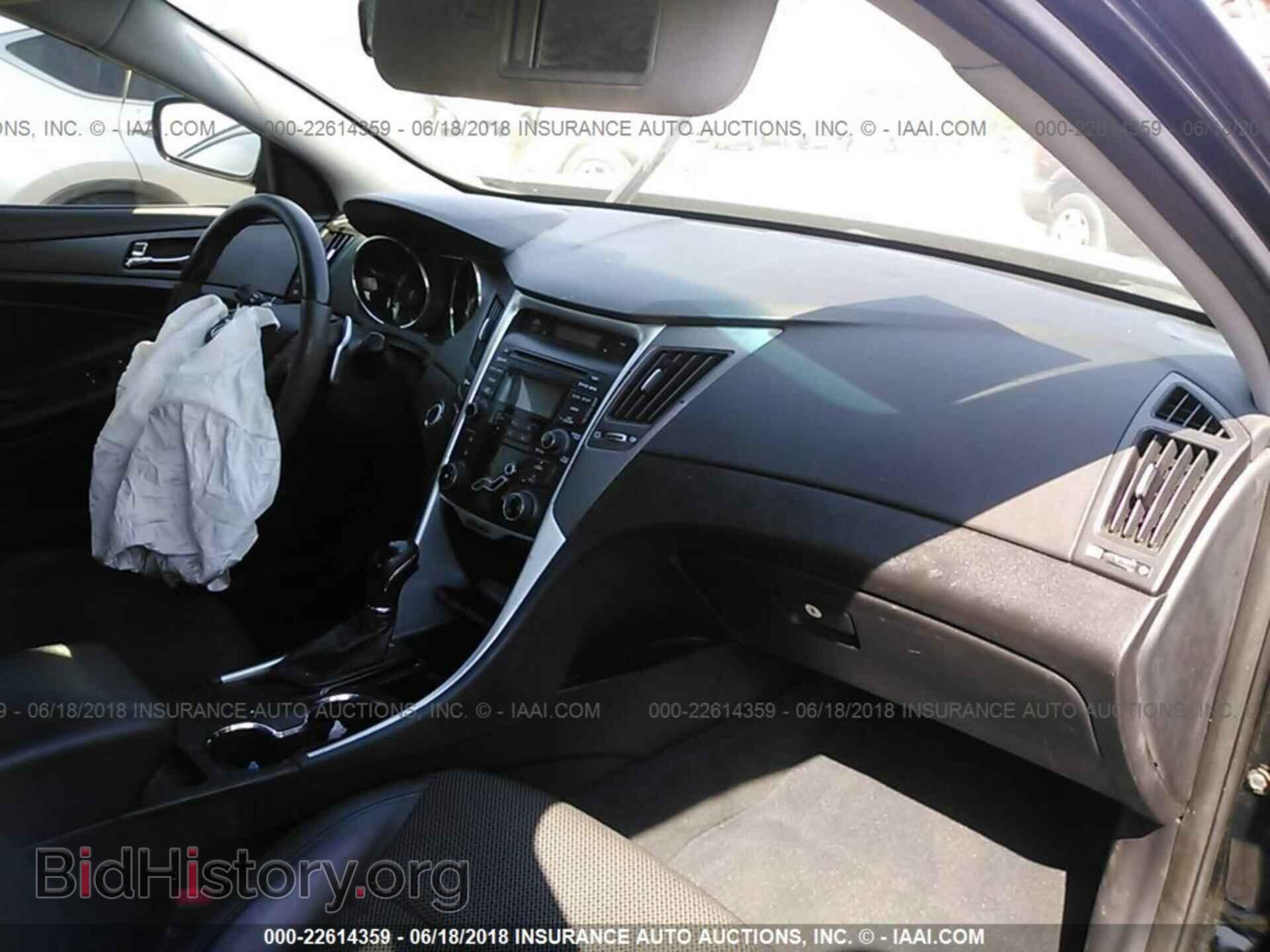 2012 Hyundai Sonata - VIN: 5NPEC4AC9CH387913 - Photo 5