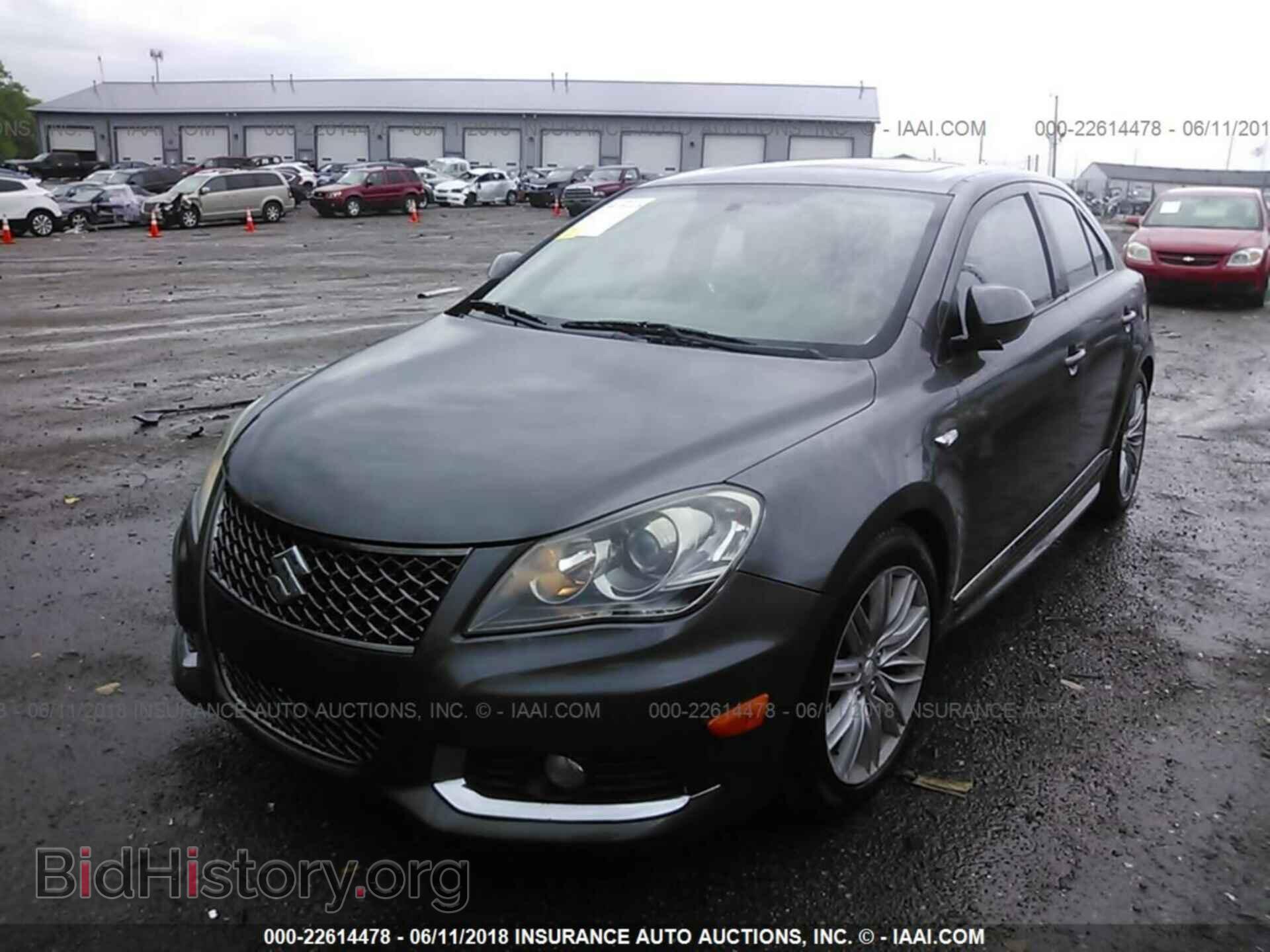 2012 Suzuki Kizashi - VIN: JS2RF9A69C6100313 - Фото 2