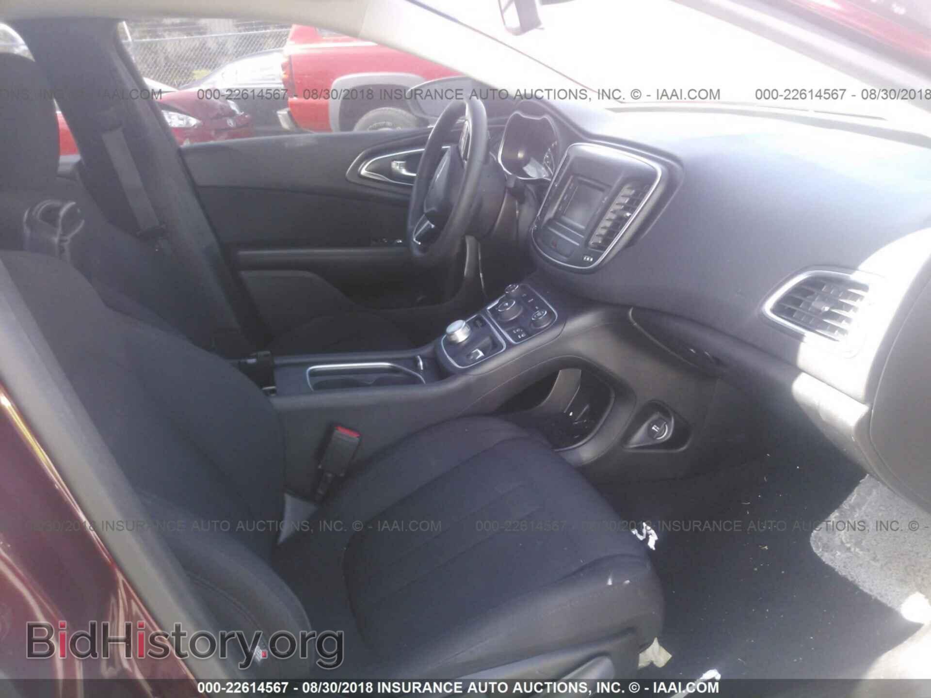 2015 Chrysler 200 - VIN: 1C3CCCAB1FN739027 - Photo 5