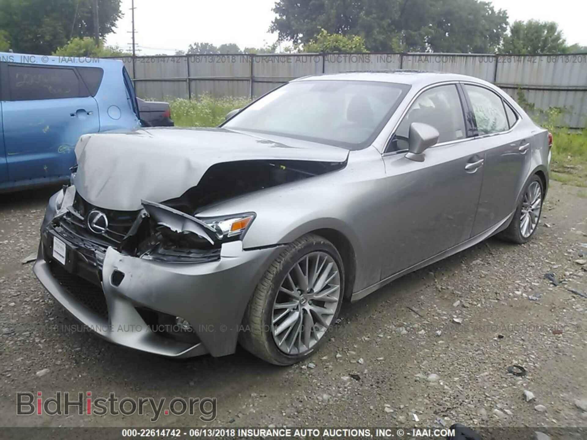 2015 Lexus Is - VIN: JTHCF1D26F5021619 - Photo 2
