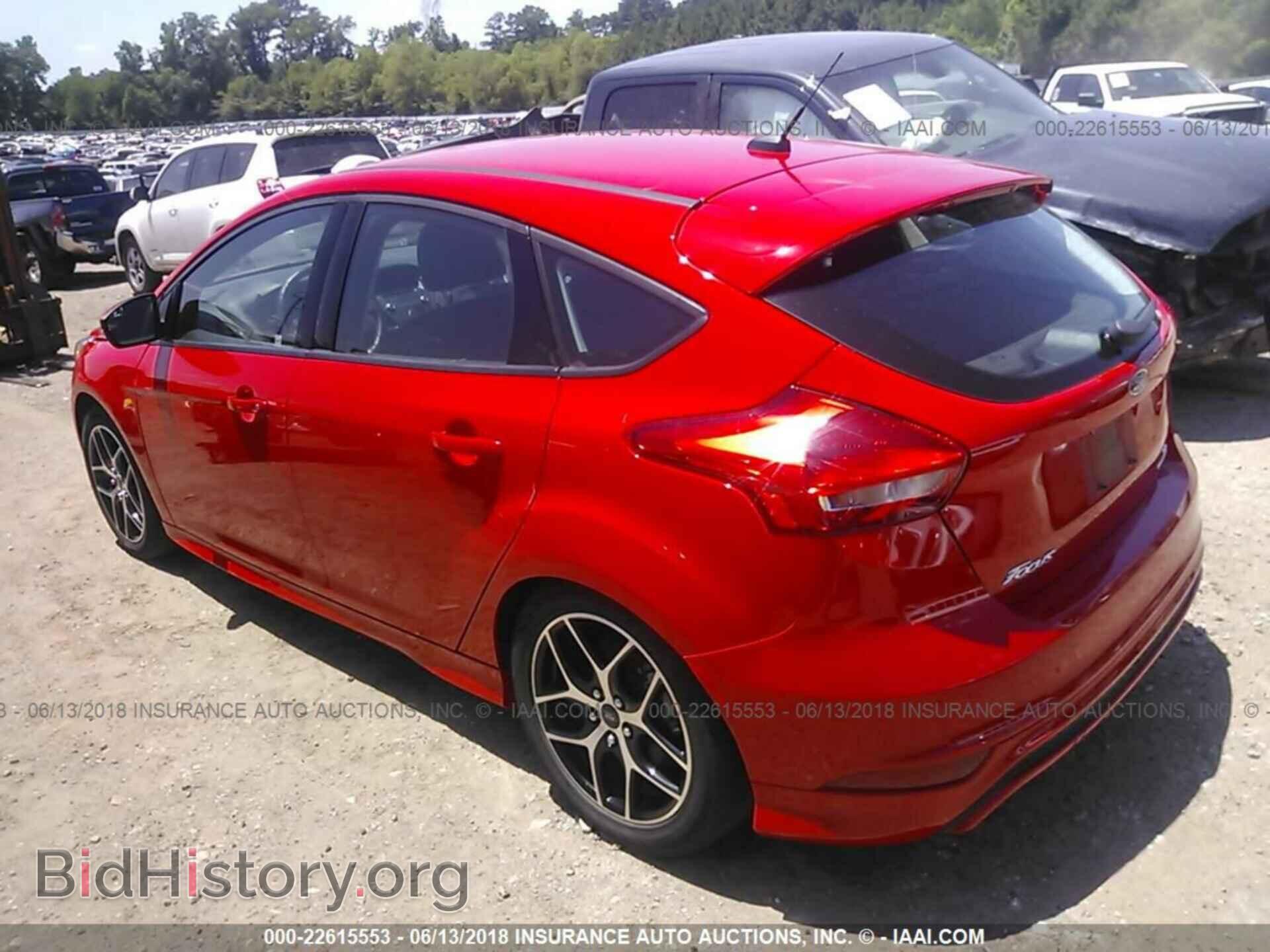2016 Ford Focus - VIN: 1FADP3K24GL225257 - Фото 3