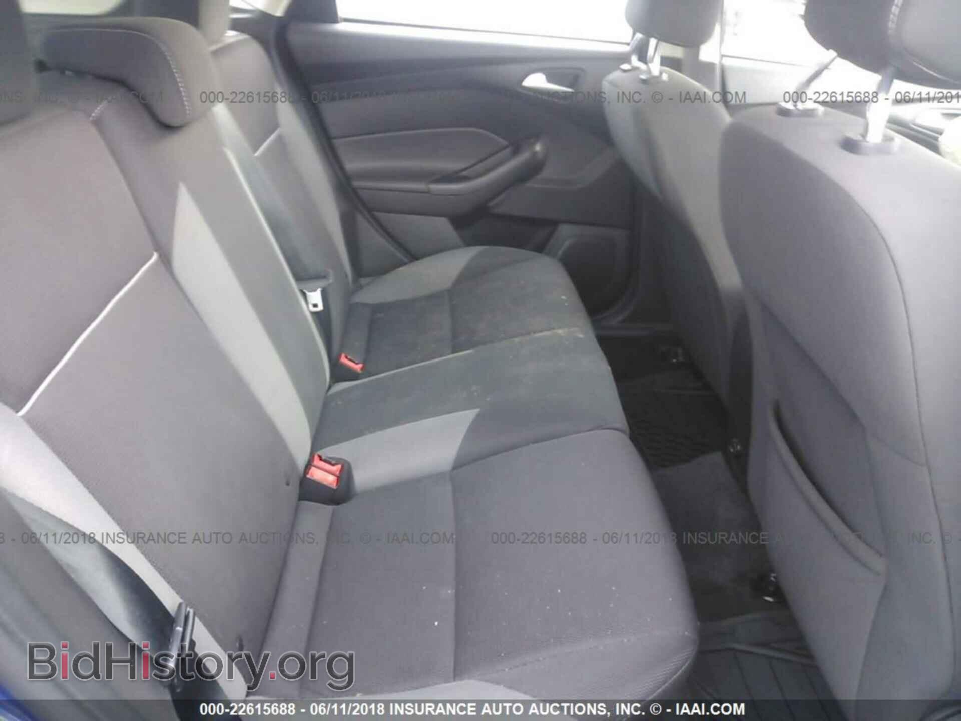 2012 Ford Focus - VIN: 1FAHP3K21CL380733 - Photo 8