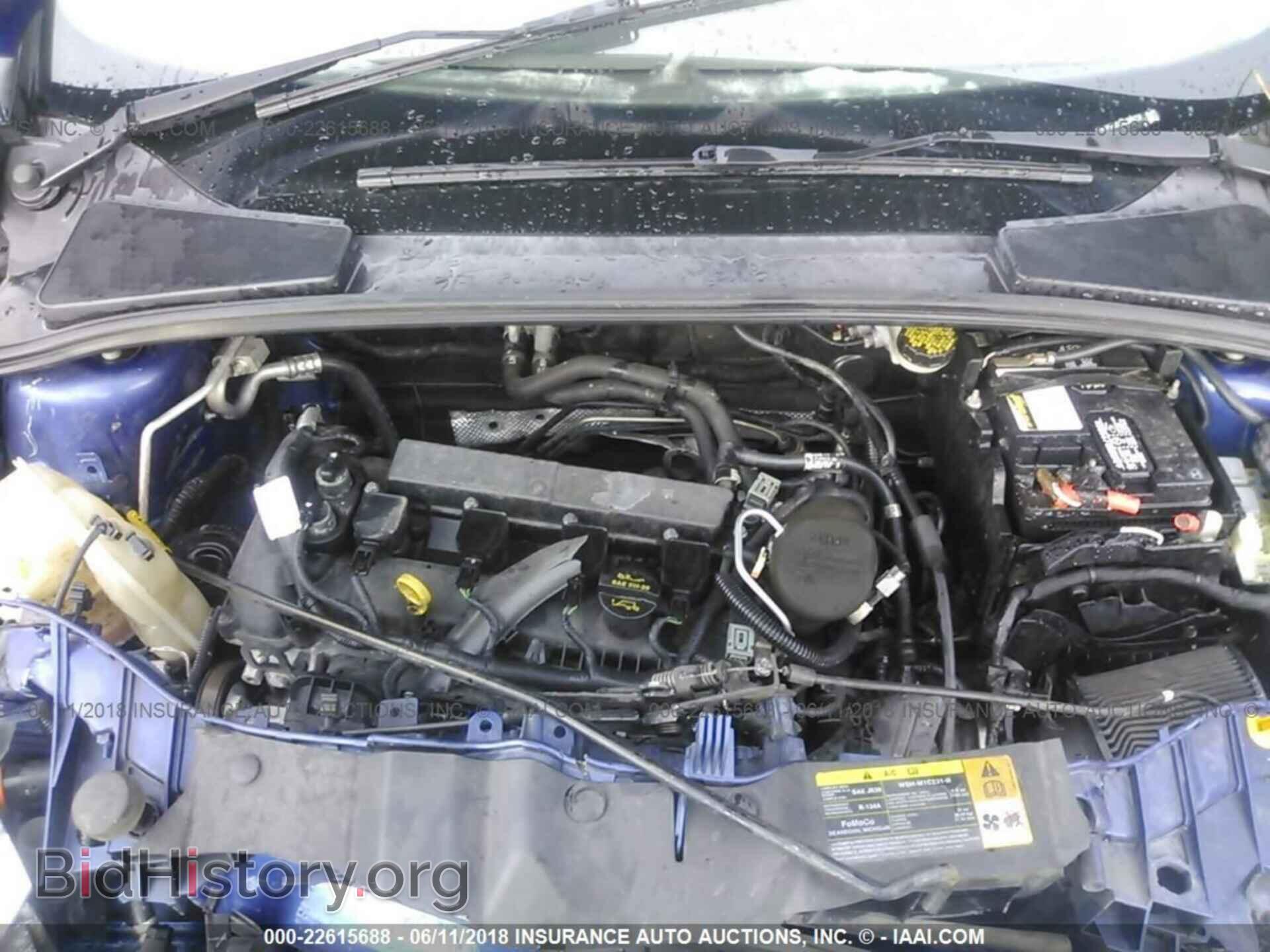 2012 Ford Focus - VIN: 1FAHP3K21CL380733 - Photo 10