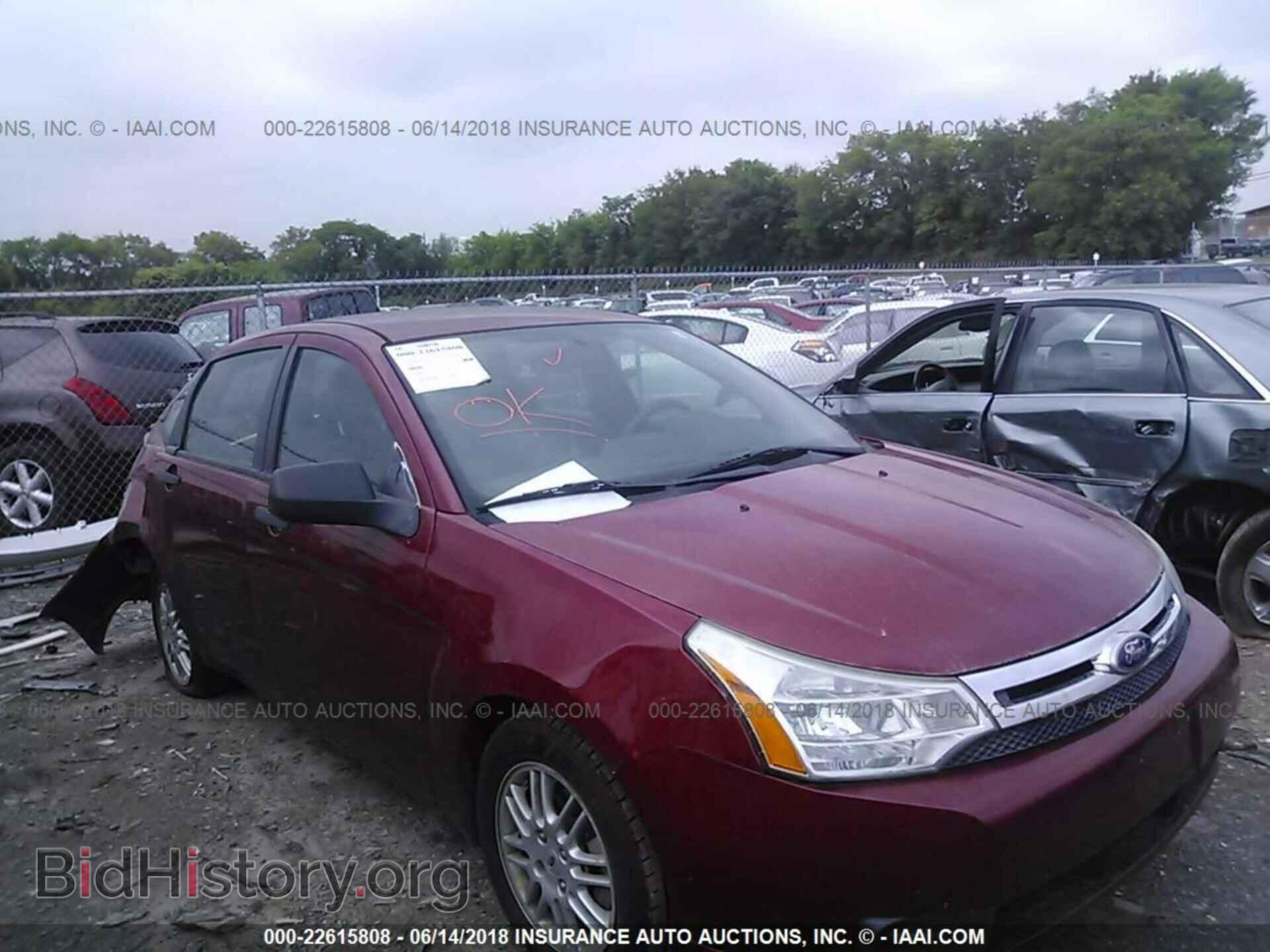 Photo 1FAHP3FN6BW119910 - Ford Focus 2011