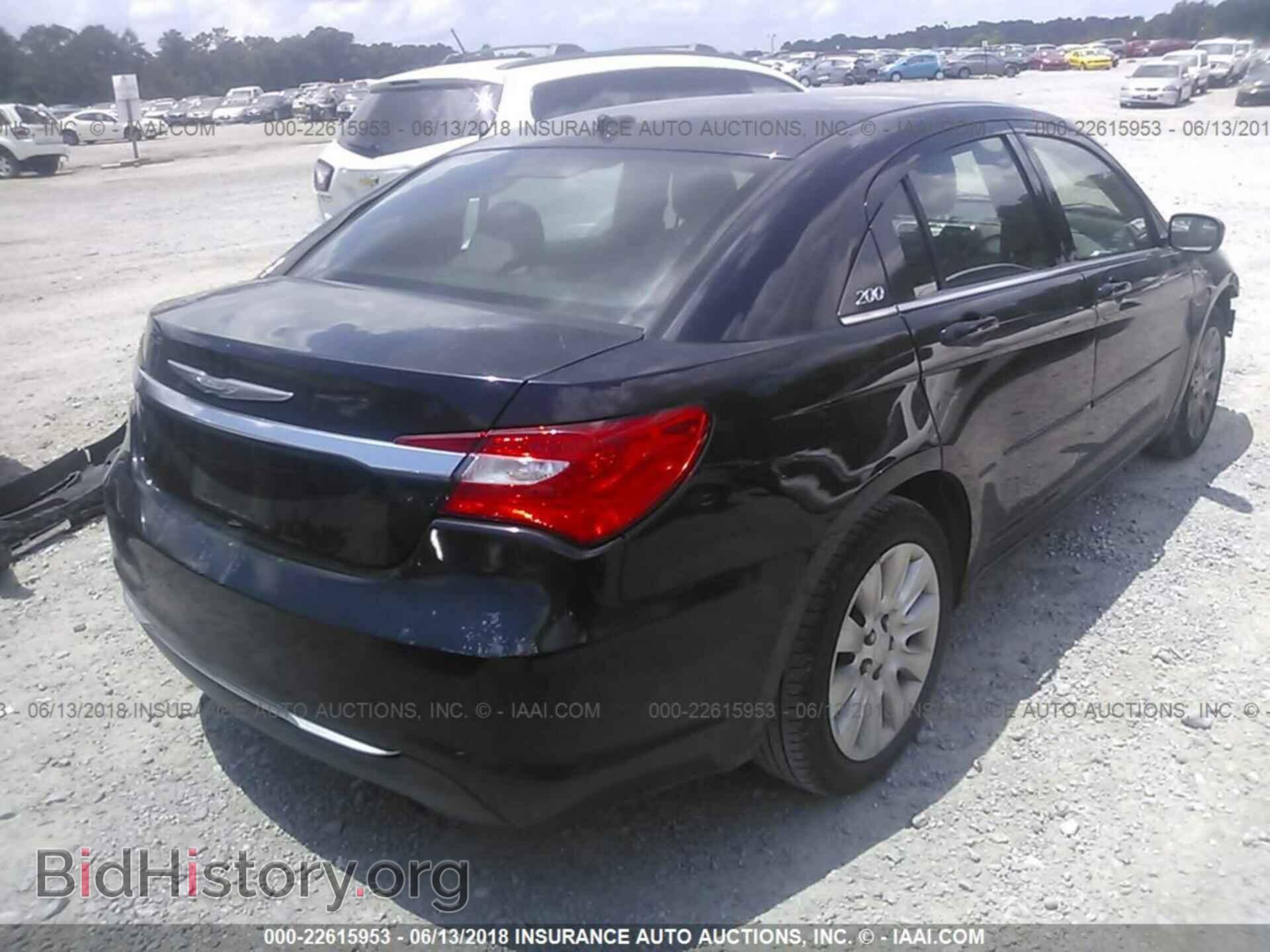2012 Chrysler 200 - VIN: 1C3CCBAB6CN273326 - Фото 4