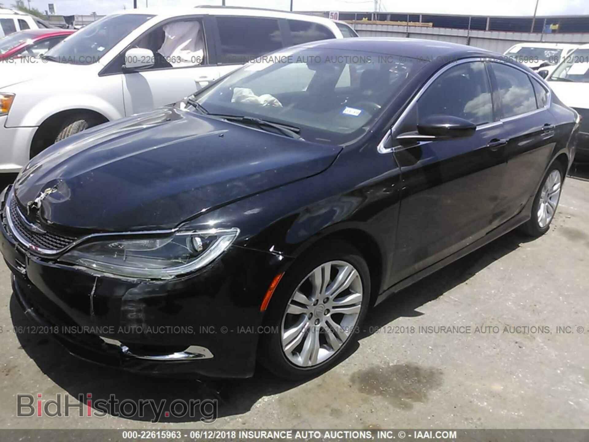 2015 Chrysler 200 - VIN: 1C3CCCAB0FN642644 - Фото 2