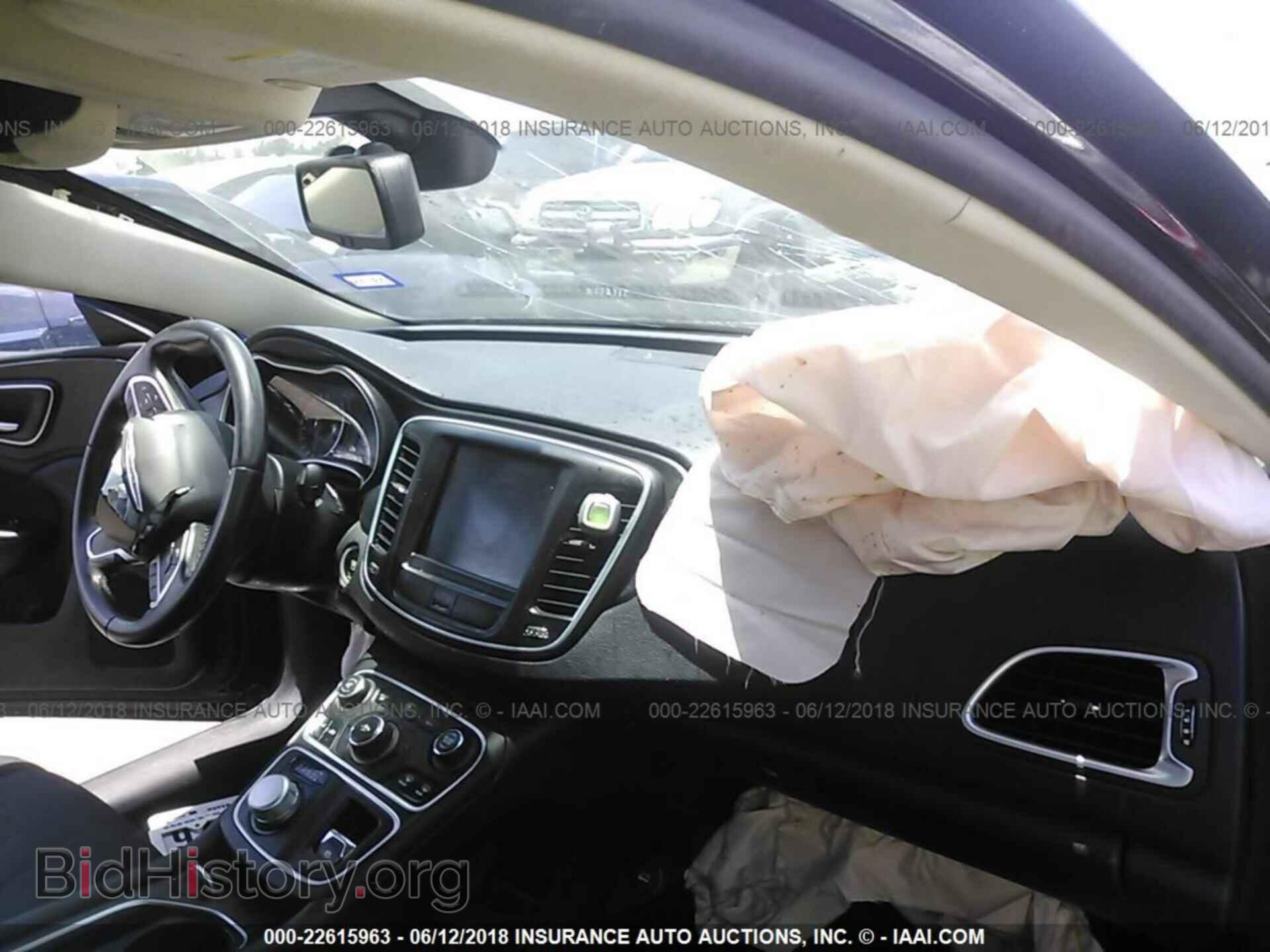 2015 Chrysler 200 - VIN: 1C3CCCAB0FN642644 - Фото 5
