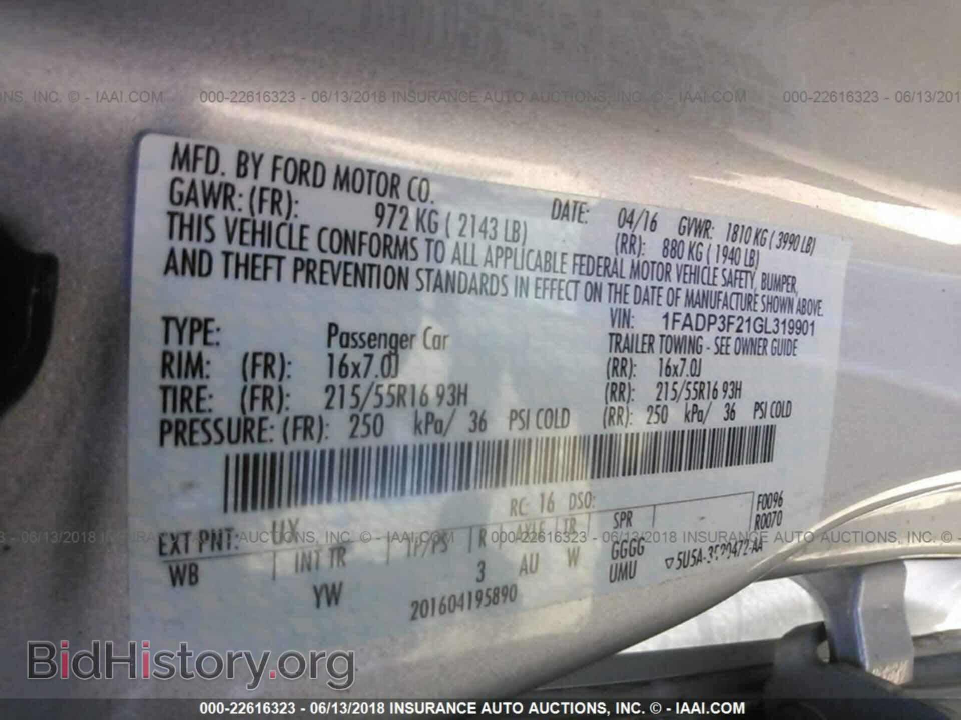 2016 Ford Focus - VIN: 1FADP3F21GL319901 - Photo 9
