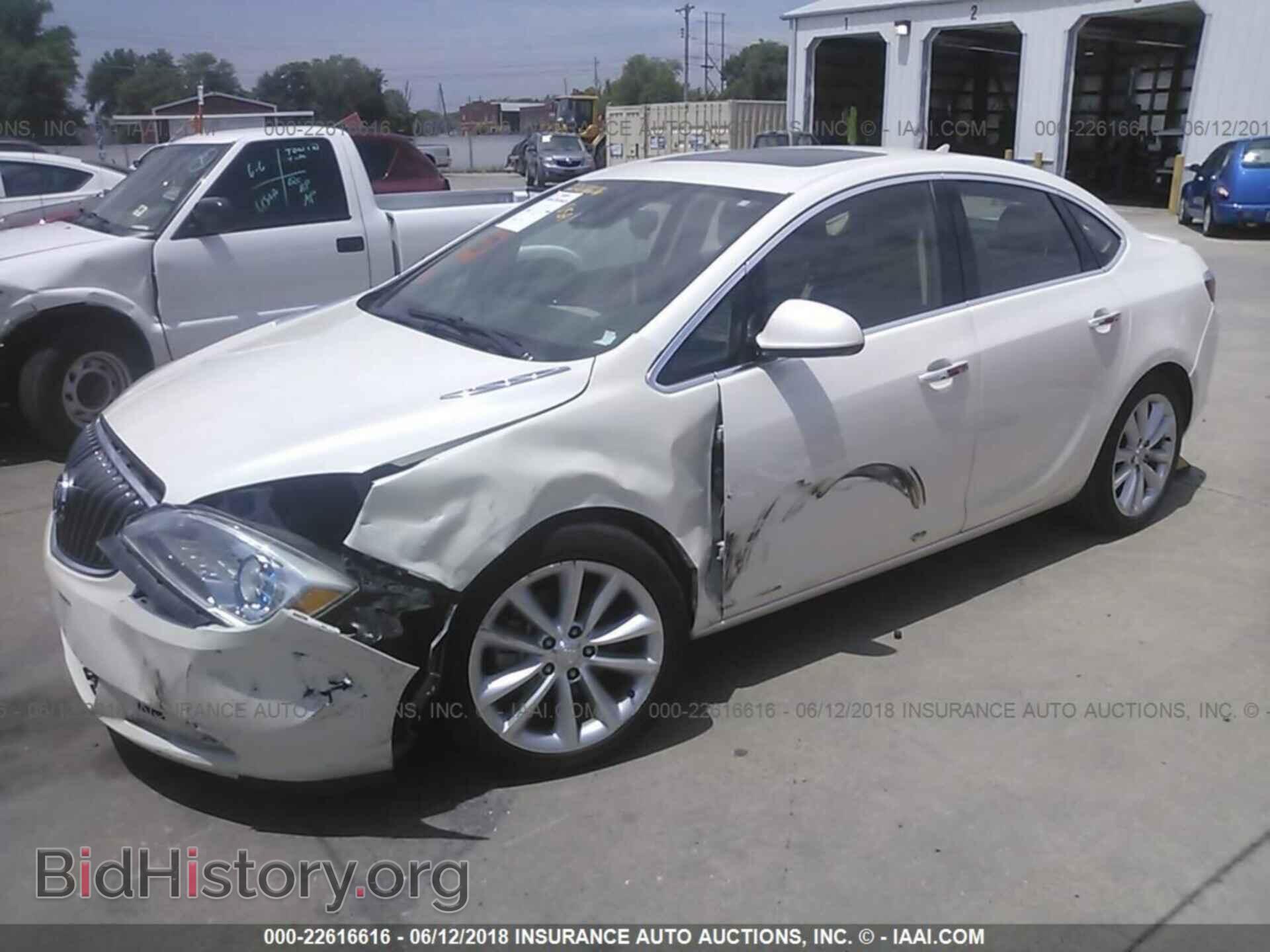 2014 BUICK VERANO - VIN: 1G4PS5SK1E4111608 - Фото 2