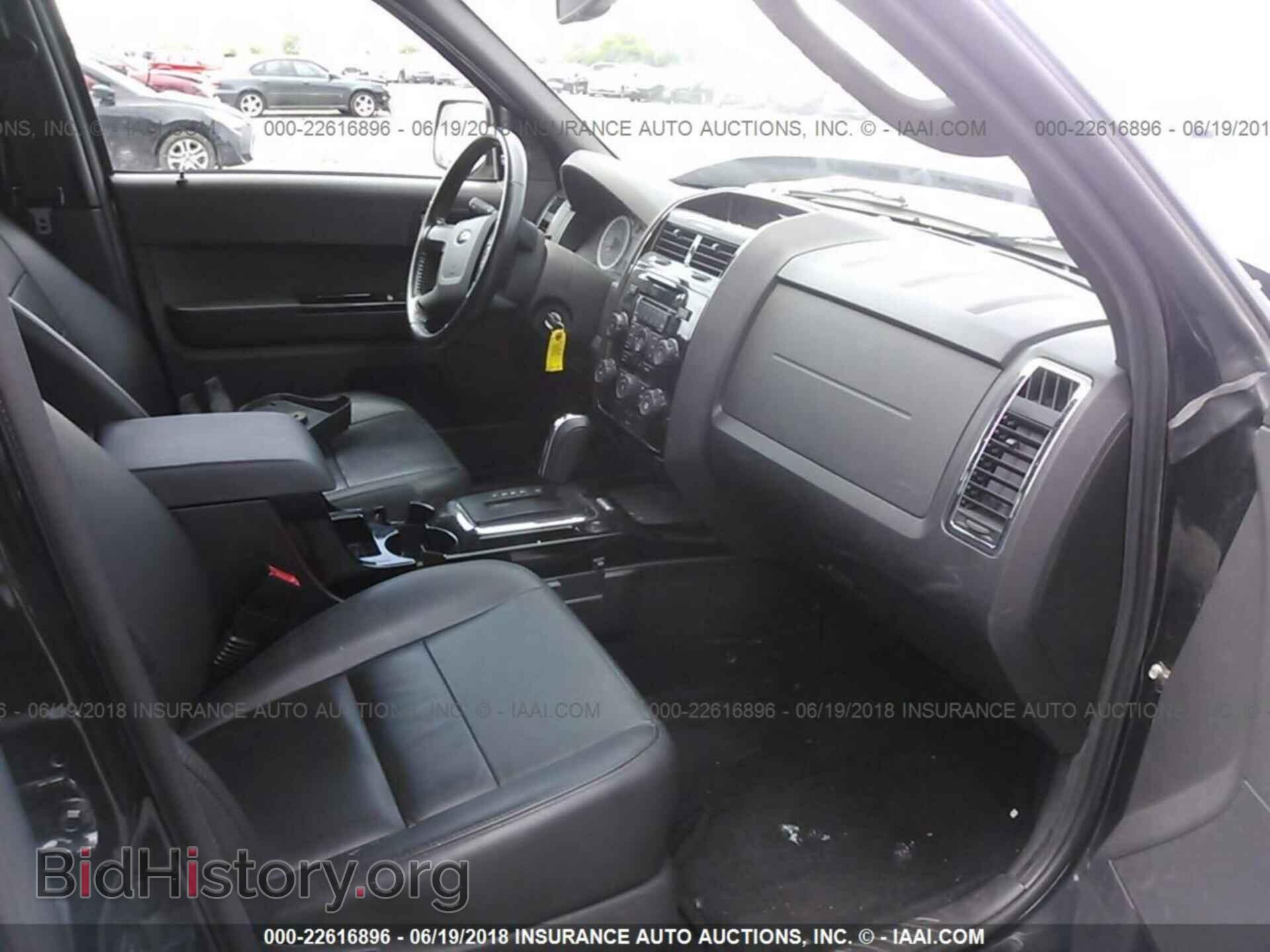 2011 Ford Escape - VIN: 1FMCU9EG7BKB20408 - Фото 5