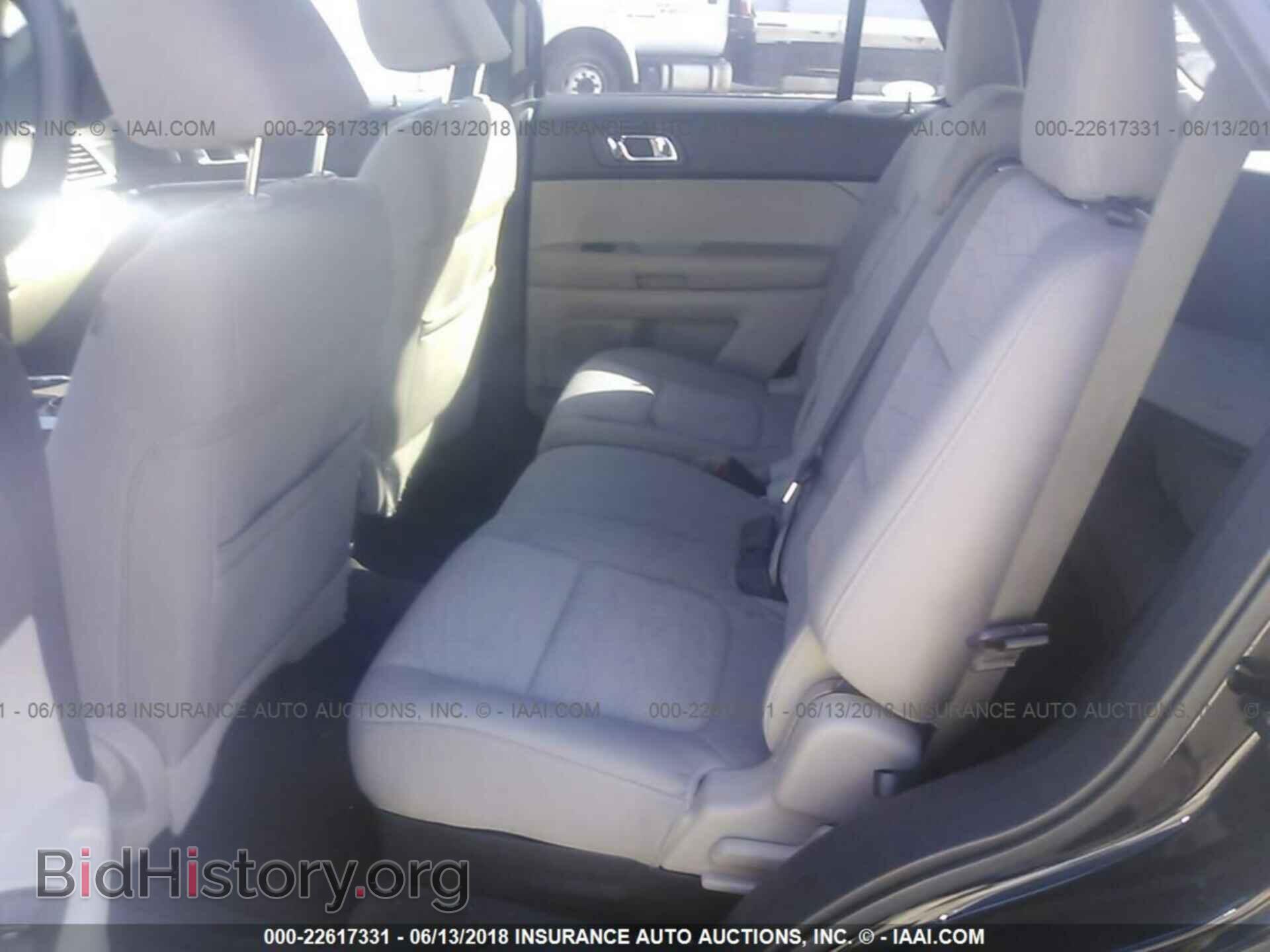 2012 Ford Explorer - VIN: 1FMHK7B82CGA34618 - Photo 8