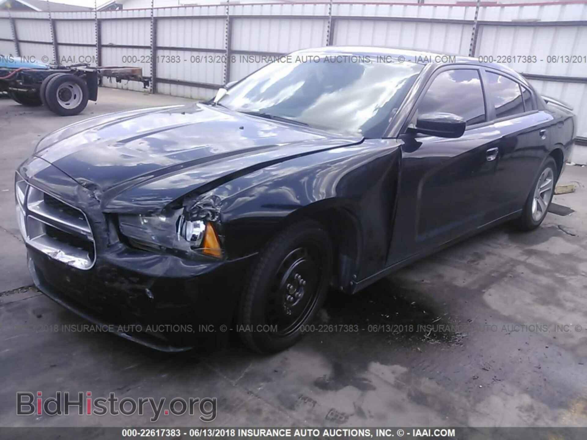 2013 Dodge Charger - VIN: 2C3CDXBG4DH522611 - Photo 2