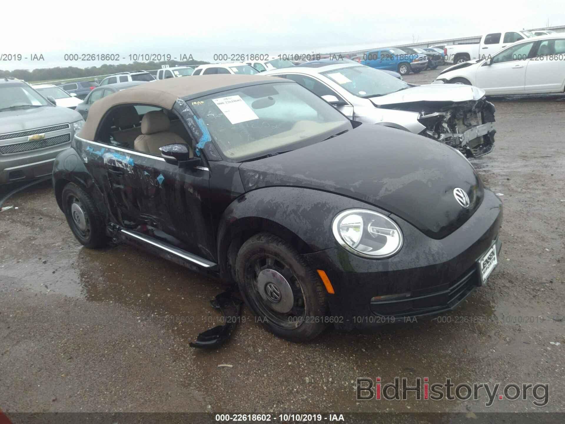 Photo 3VW5X7AT4DM829091 - VOLKSWAGEN BEETLE 2013