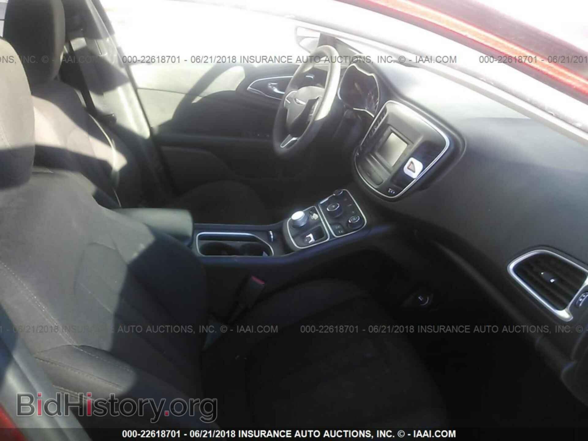 2016 CHRYSLER 200 - VIN: 1C3CCCAB3GN127834 - Photo 5