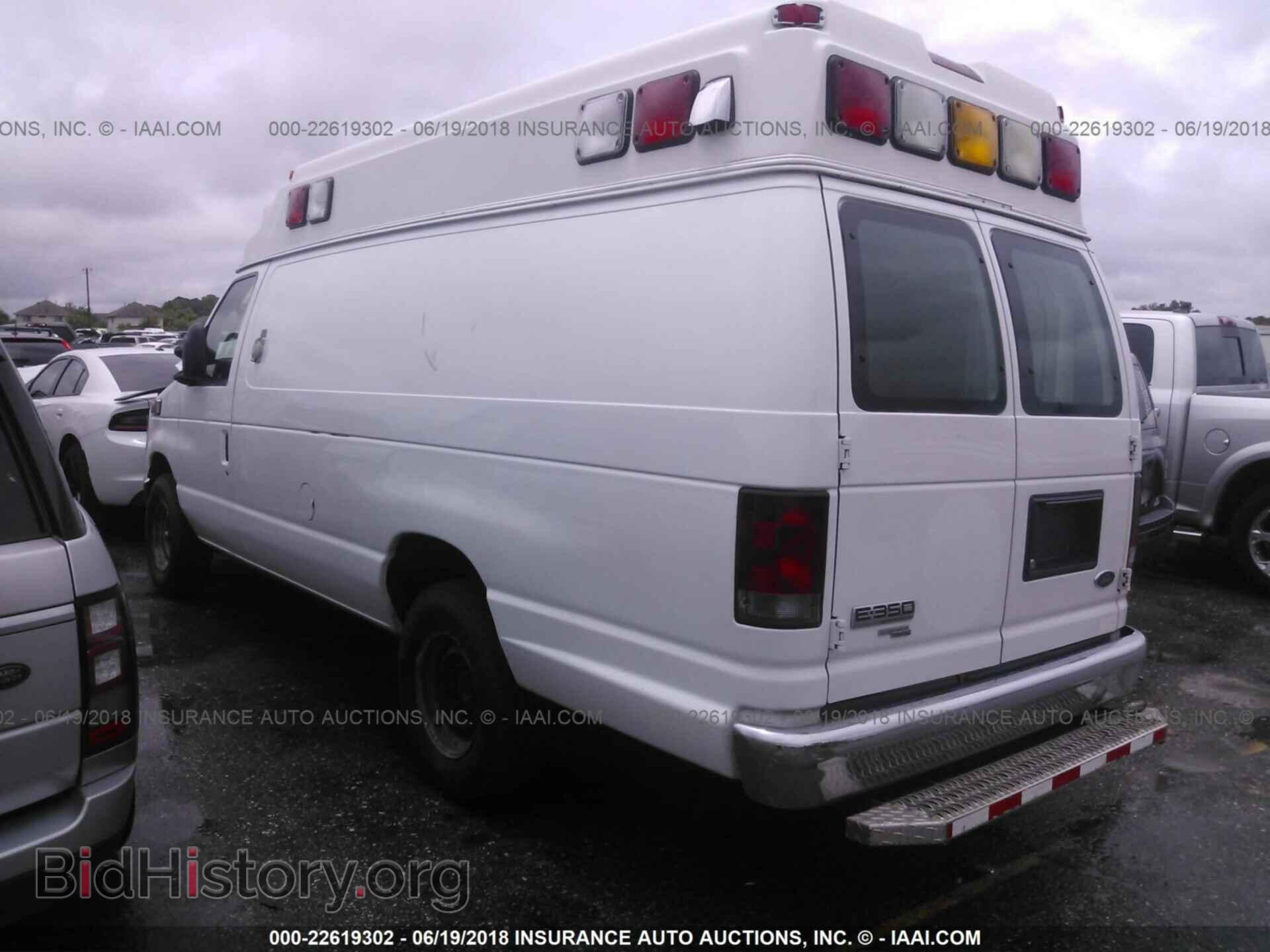 2013 Ford Econoline - VIN: 1FDSS3EL1DDA38967 - Фото 3