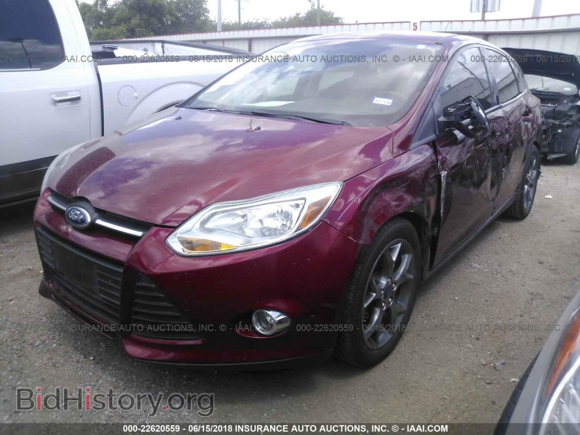 2014 Ford Focus - VIN: 1FADP3K29EL143621 - Photo 2