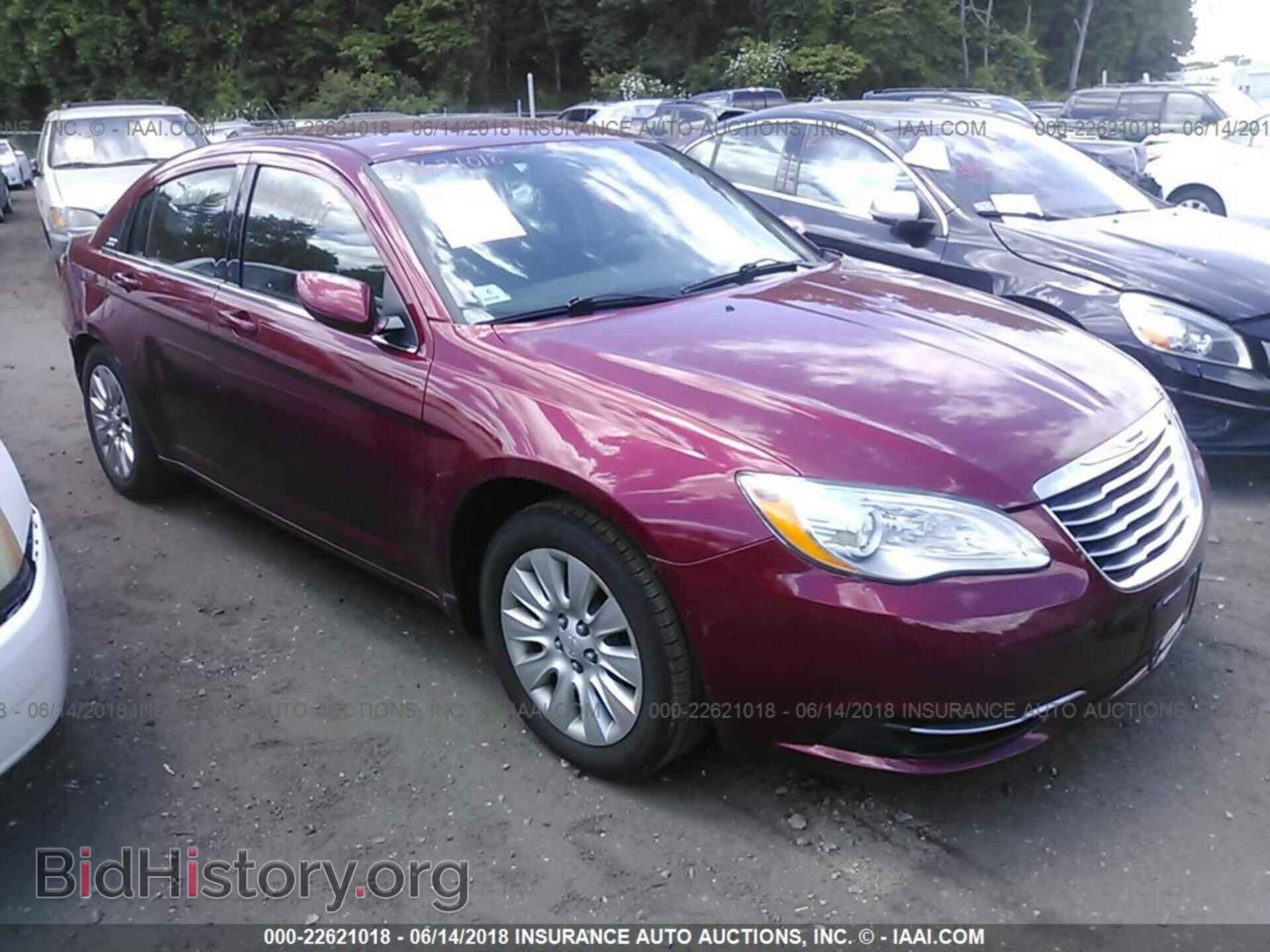 Photo 1C3CCBAB2EN122941 - Chrysler 200 2014
