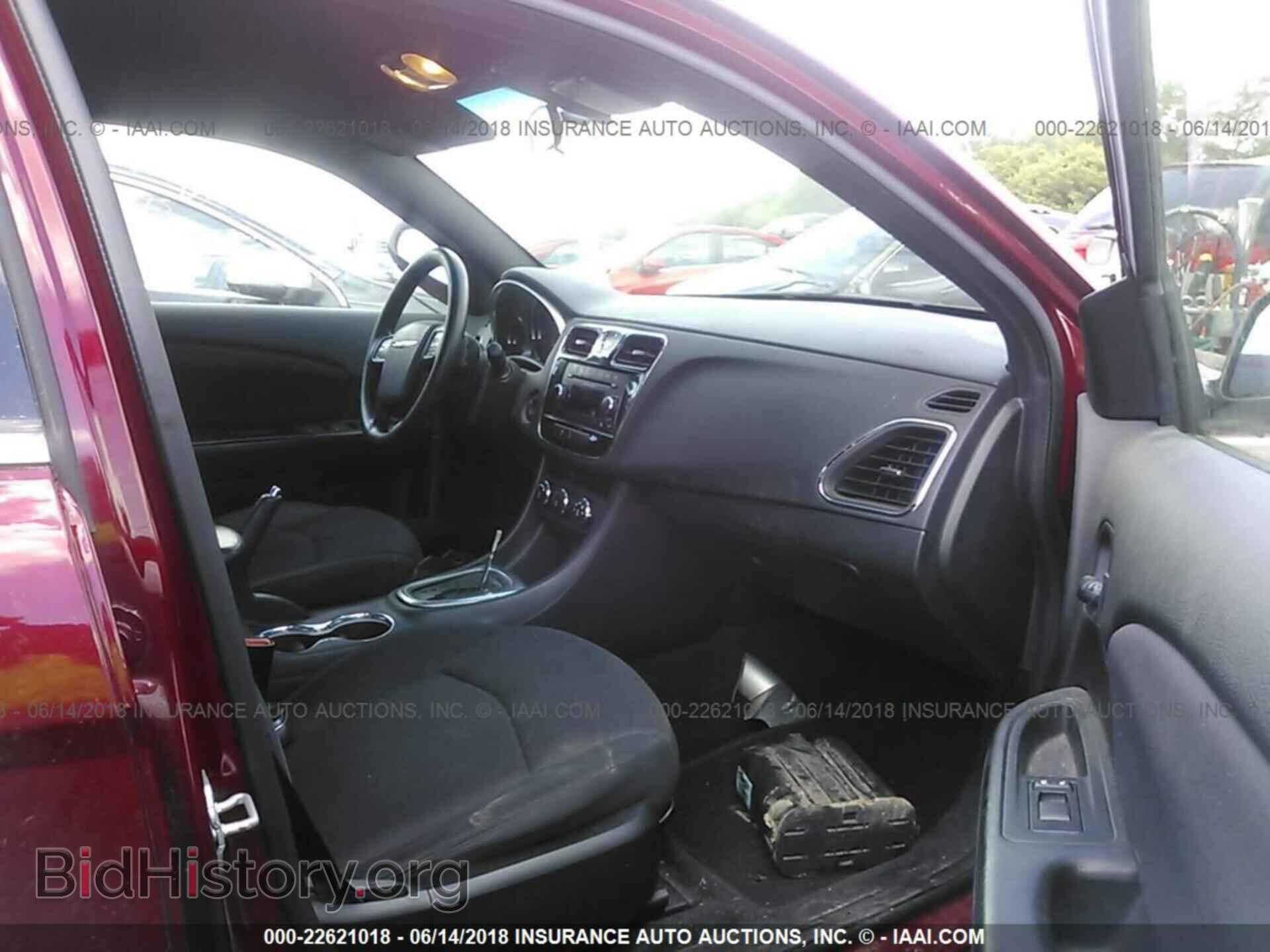2014 Chrysler 200 - VIN: 1C3CCBAB2EN122941 - Photo 5