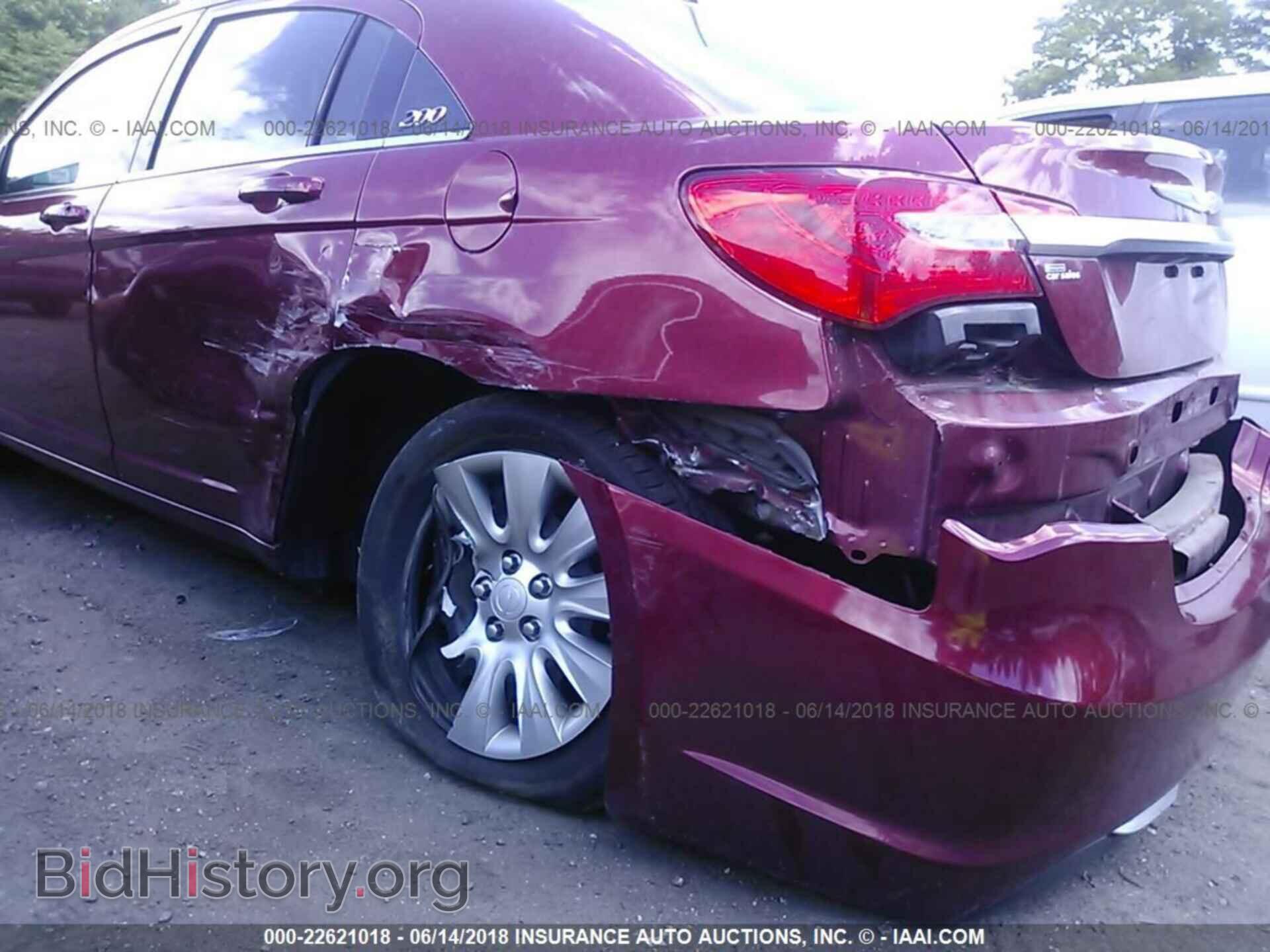 2014 Chrysler 200 - VIN: 1C3CCBAB2EN122941 - Photo 6