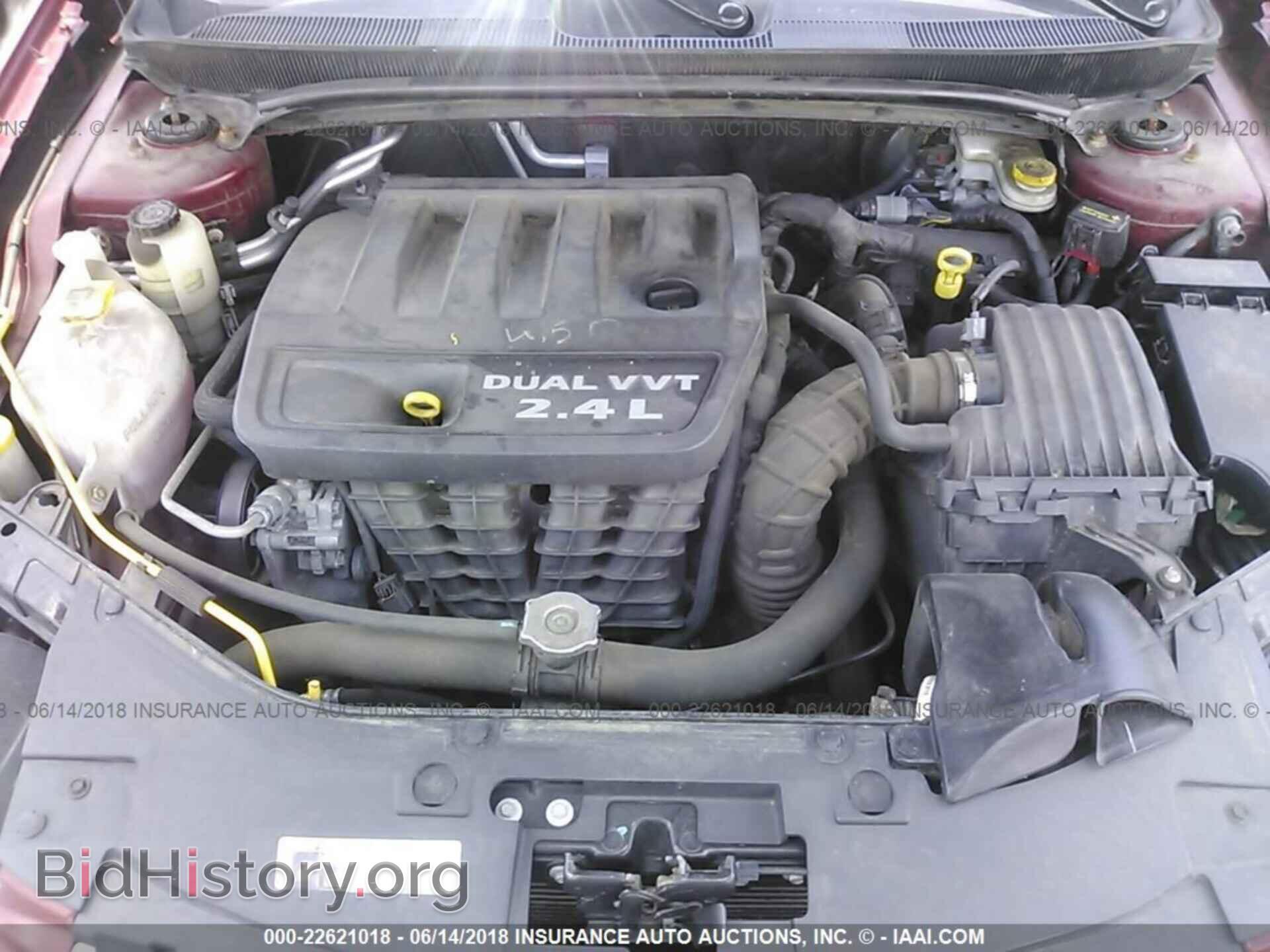 2014 Chrysler 200 - VIN: 1C3CCBAB2EN122941 - Photo 10