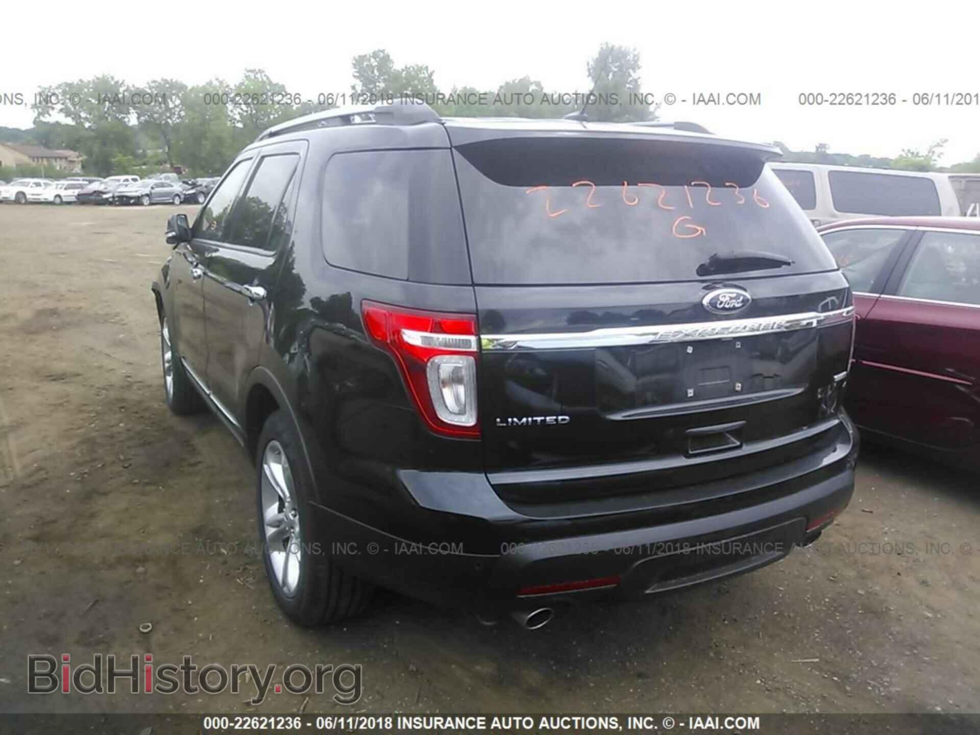 2013 Ford Explorer - VIN: 1FM5K8F8XDGC20332 - Photo 3