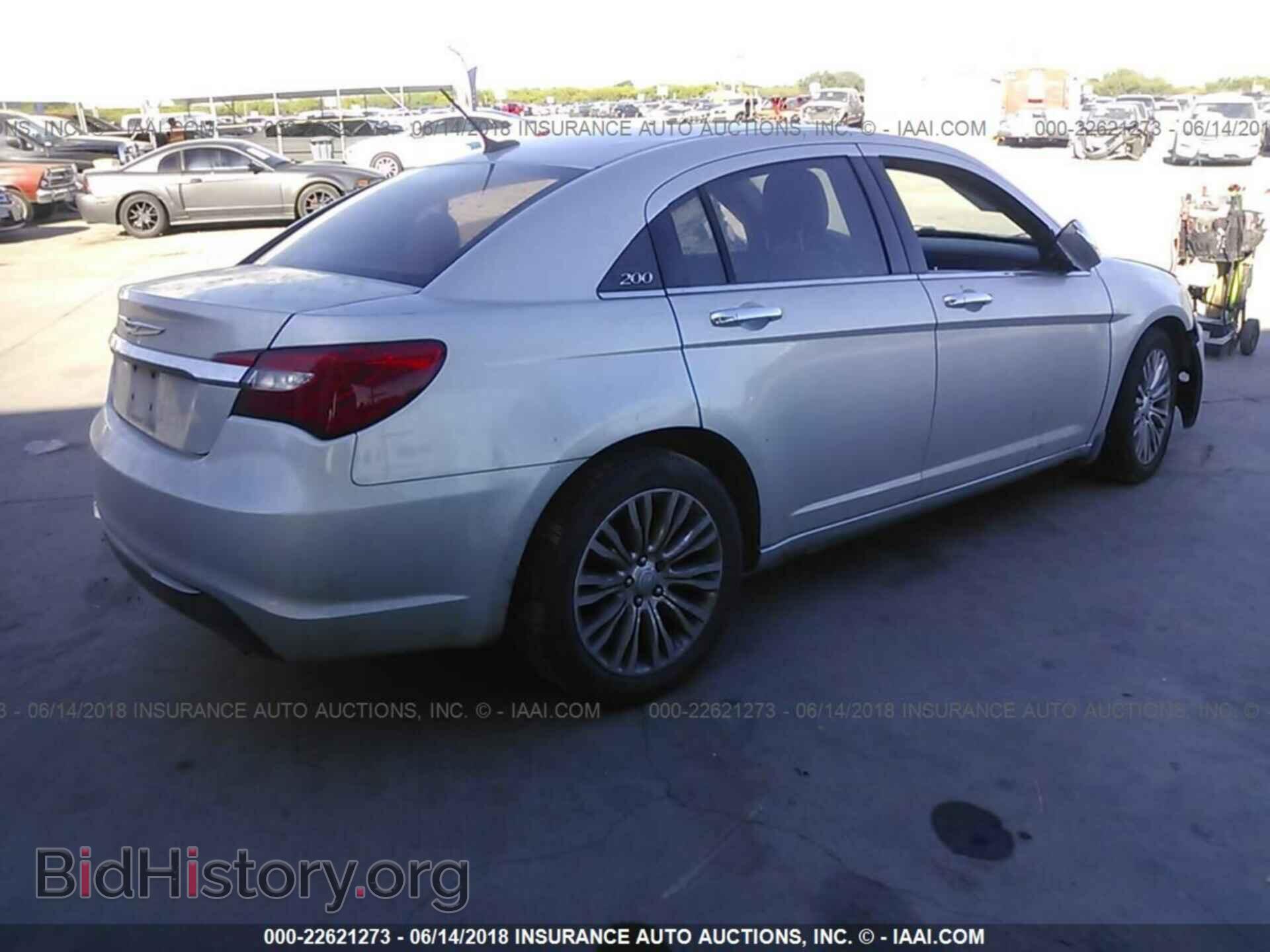 2012 Chrysler 200 - VIN: 1C3CCBCB5CN226575 - Фото 4