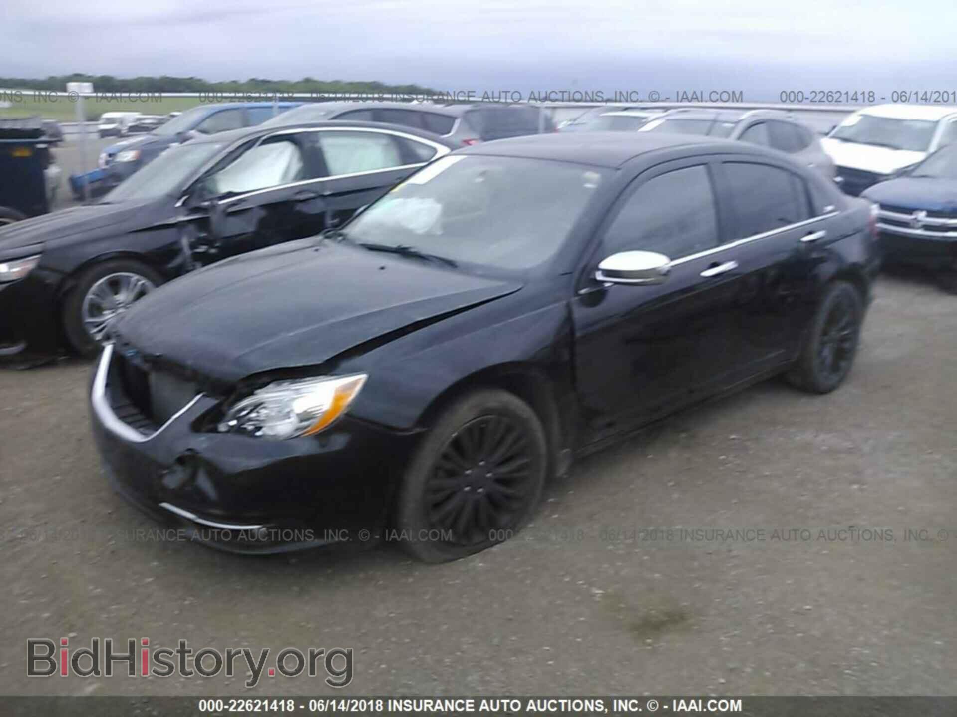 2012 Chrysler 200 - VIN: 1C3CCBCB0CN277899 - Фото 2
