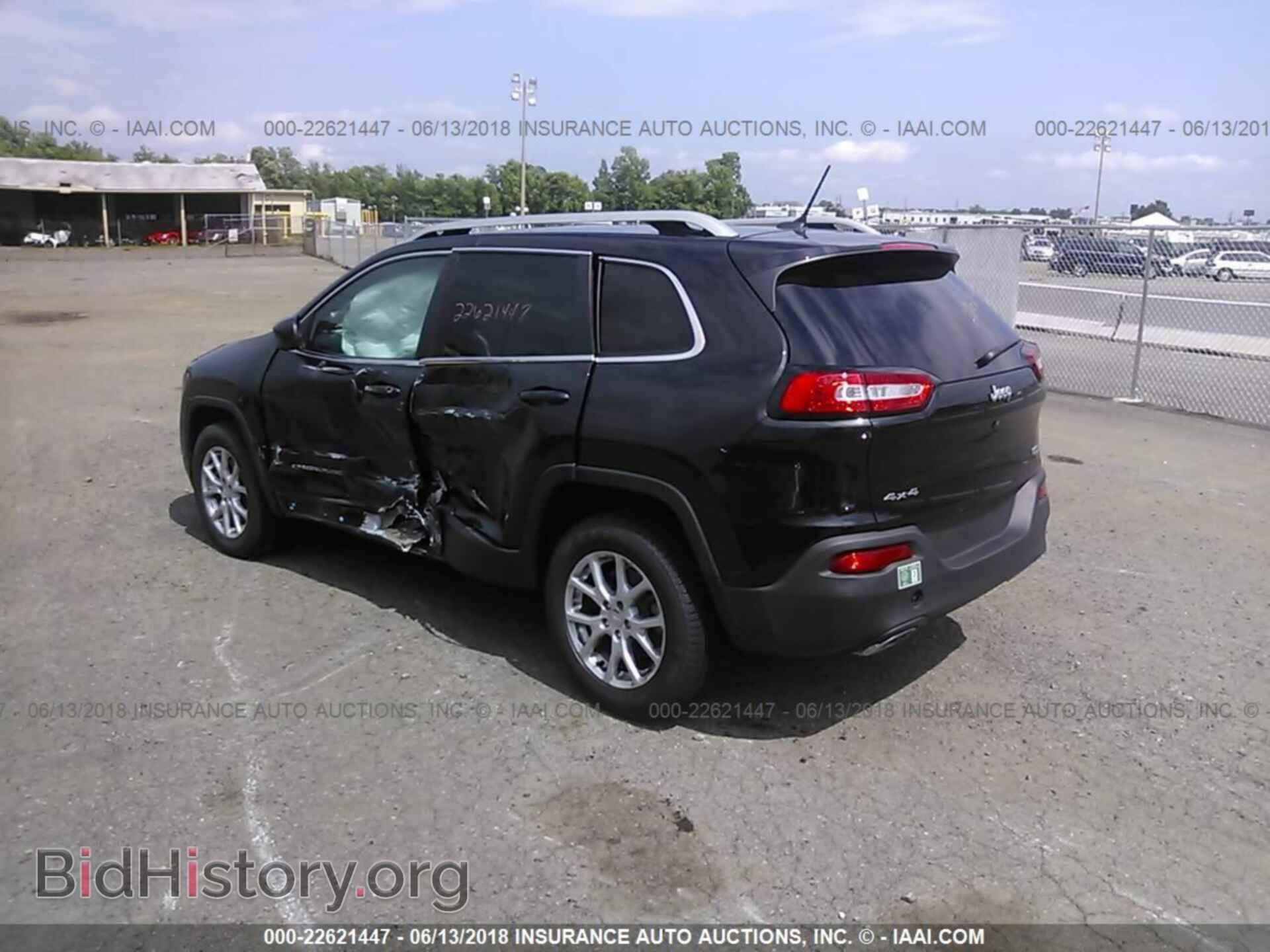 2015 Jeep Cherokee - VIN: 1C4PJMCS0FW625214 - Photo 3
