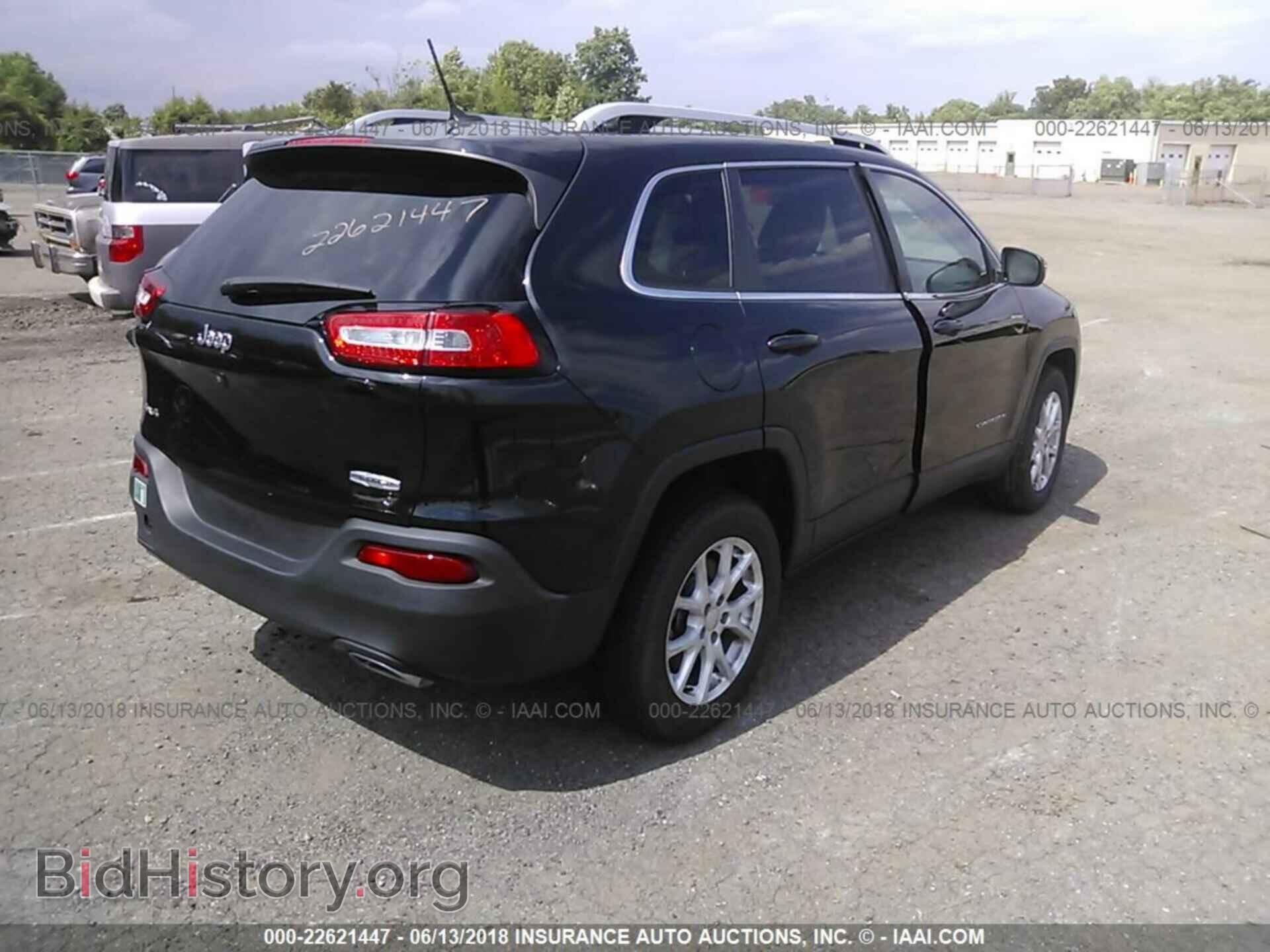 2015 Jeep Cherokee - VIN: 1C4PJMCS0FW625214 - Photo 4
