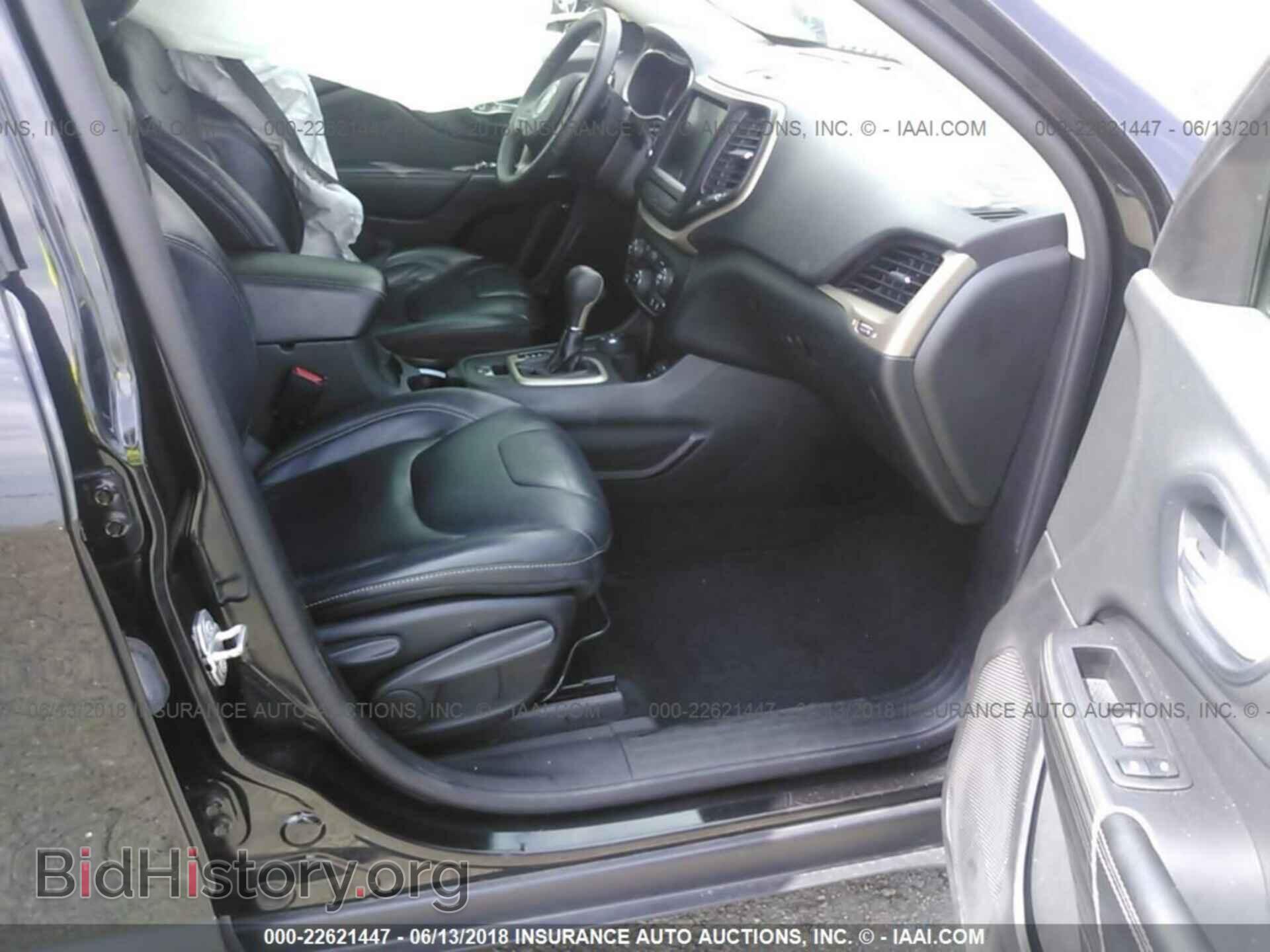 2015 Jeep Cherokee - VIN: 1C4PJMCS0FW625214 - Photo 5